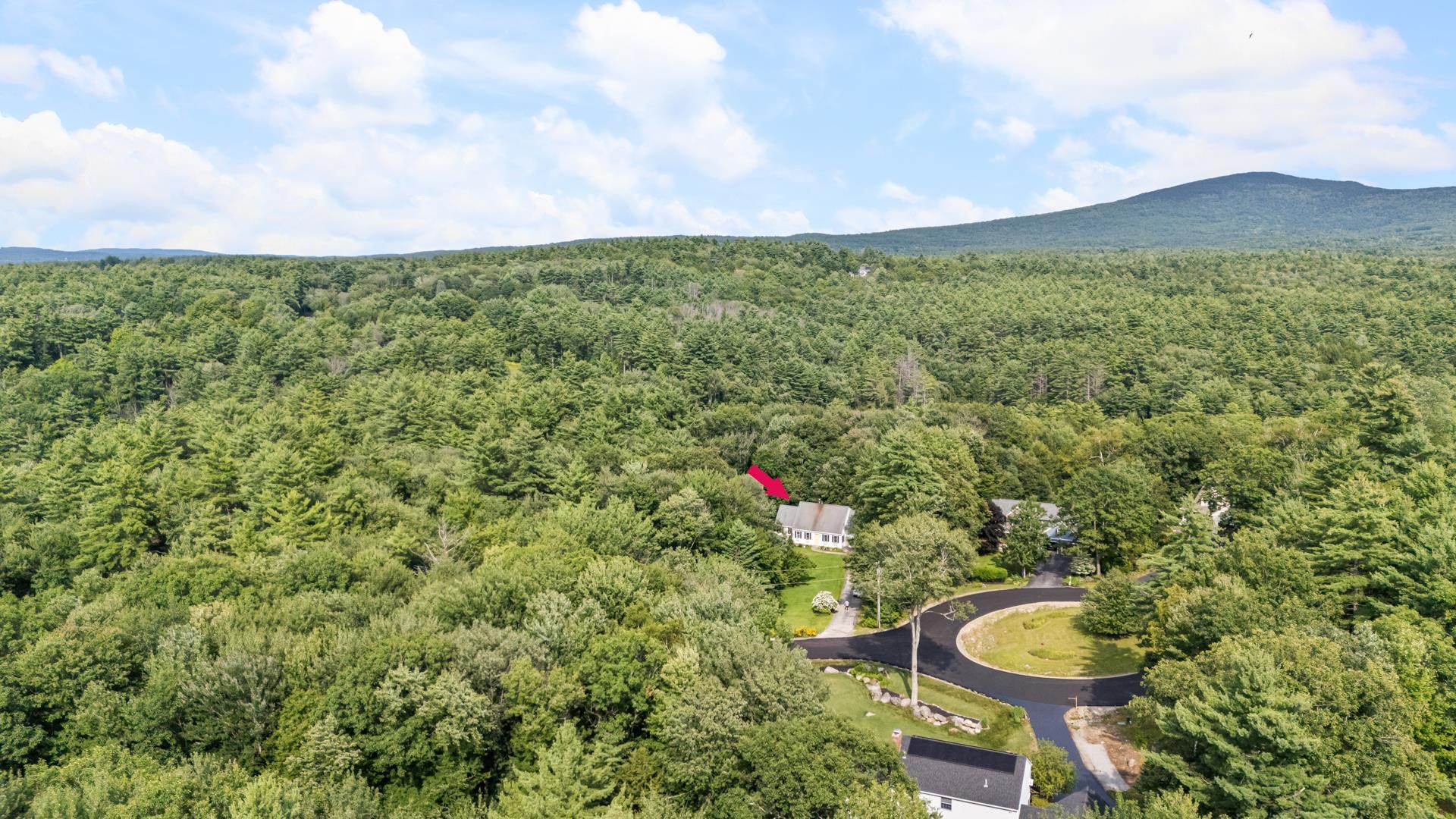 48 Reynolds Dr, Peterborough, NH 03458