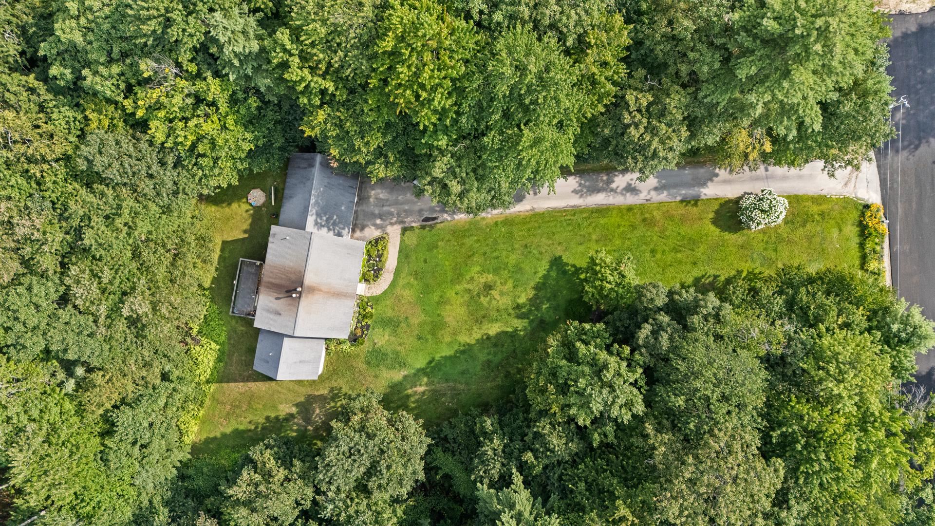 48 Reynolds Dr, Peterborough, NH 03458