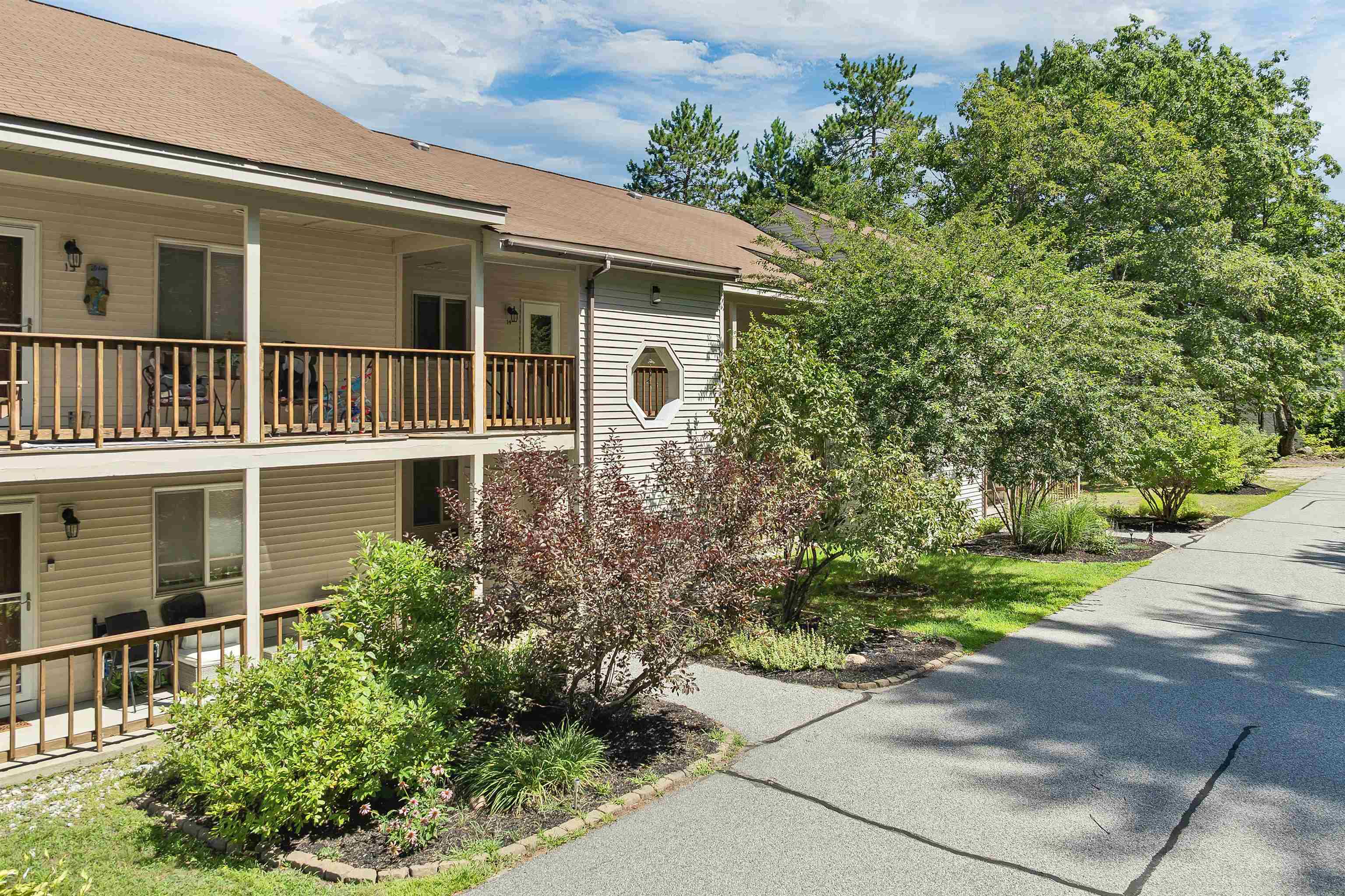 24 Harmony Ln #14, Conway, NH 03813