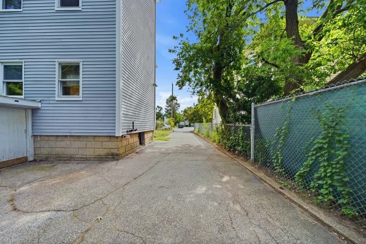 43 S Elm St, Manchester, NH 03103
