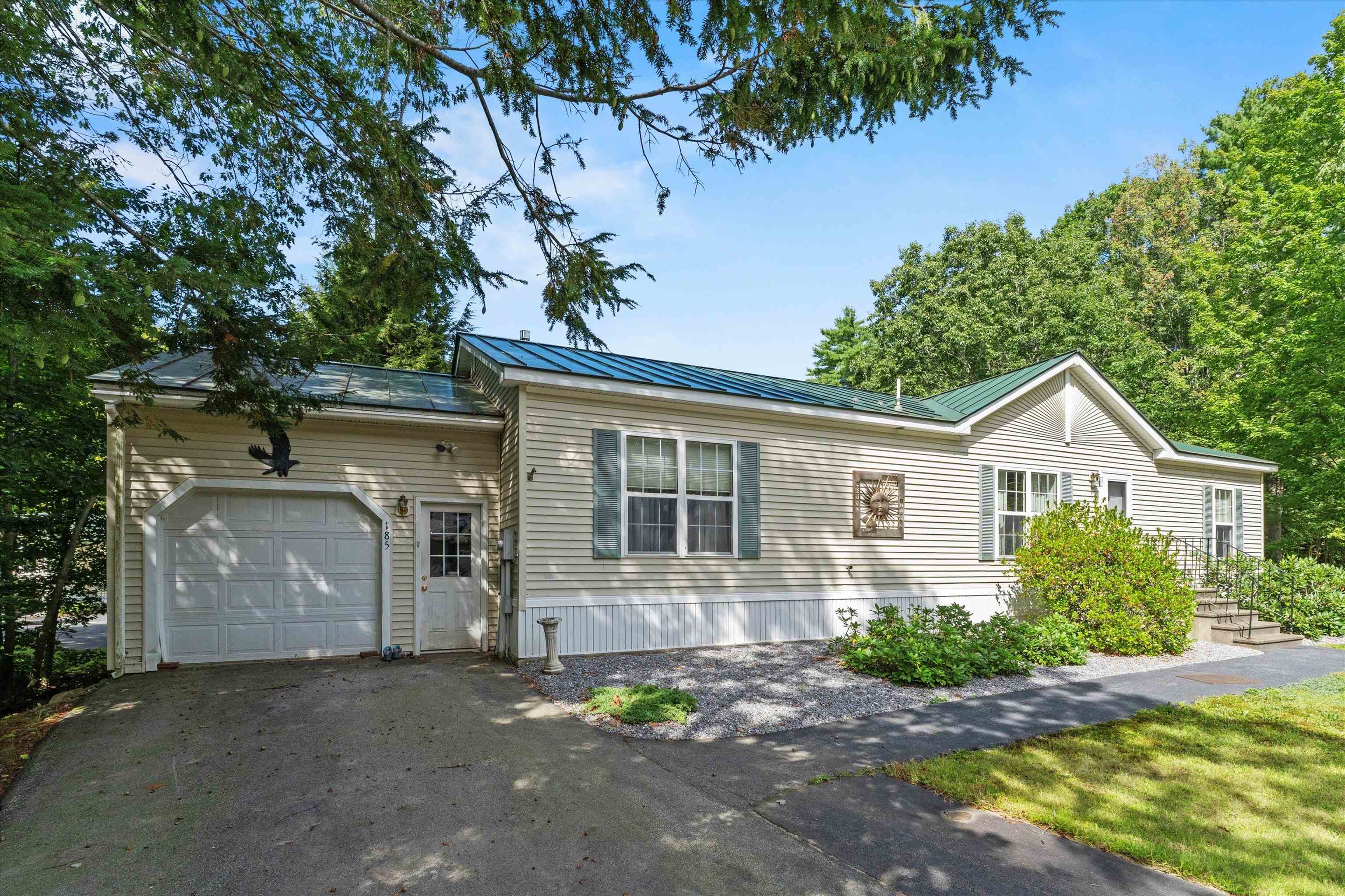 185 Tucker Dr, Hopkinton, NH 03229