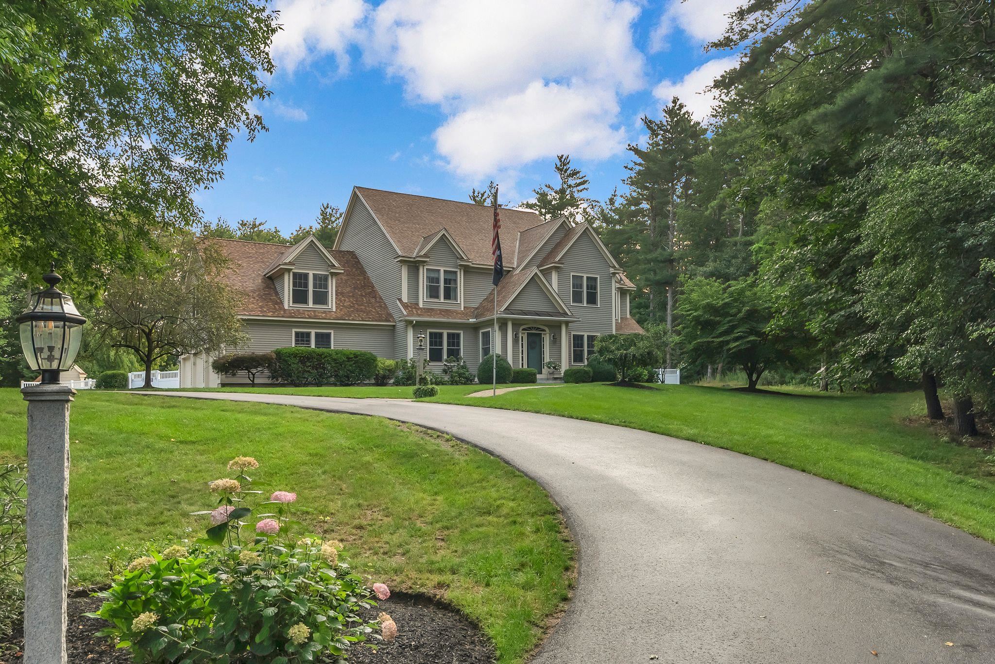 232 Gulf Rd, Dover, NH 03820
