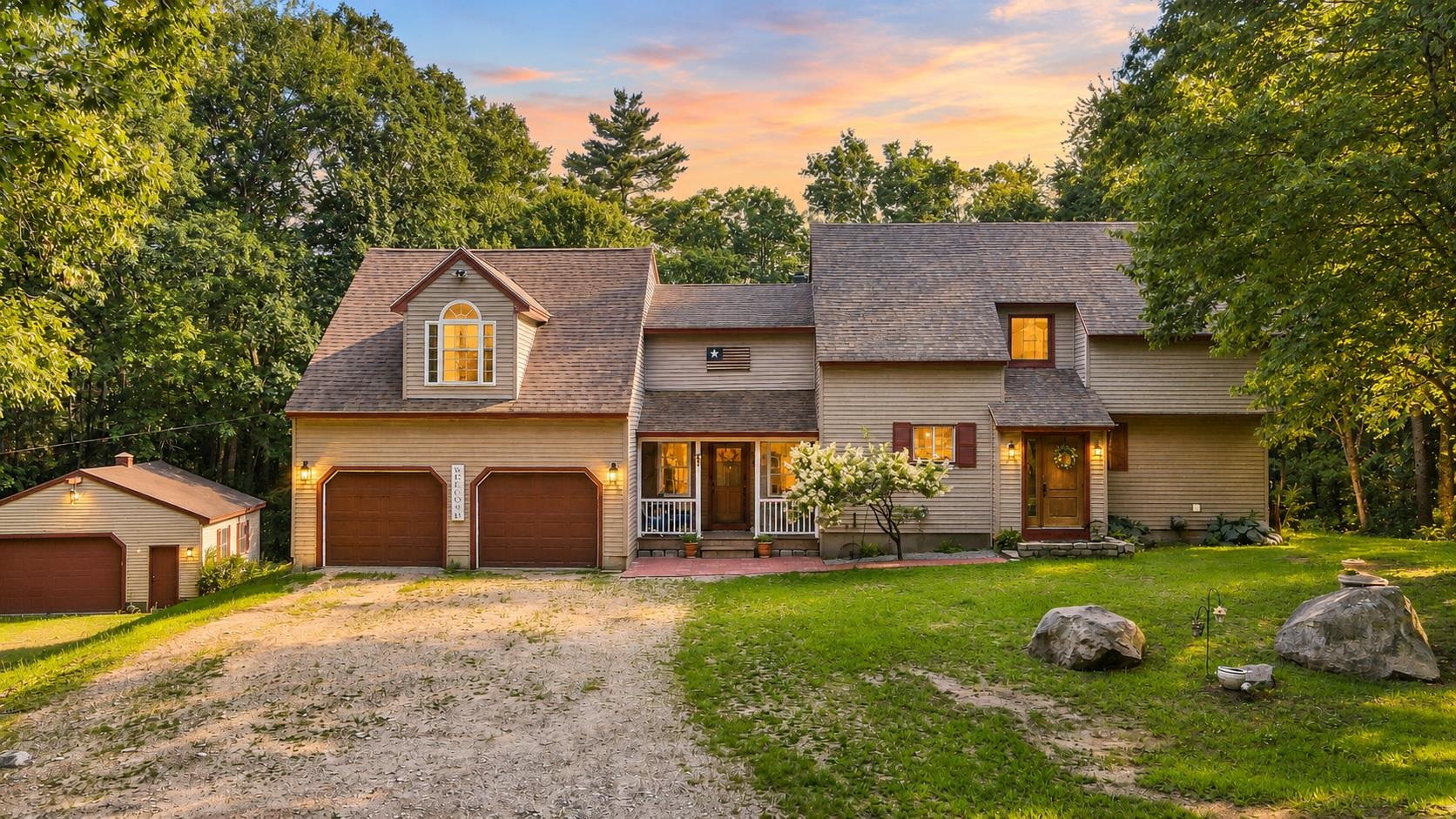 311 Rattlesnake Hill Rd, Auburn, NH 03032