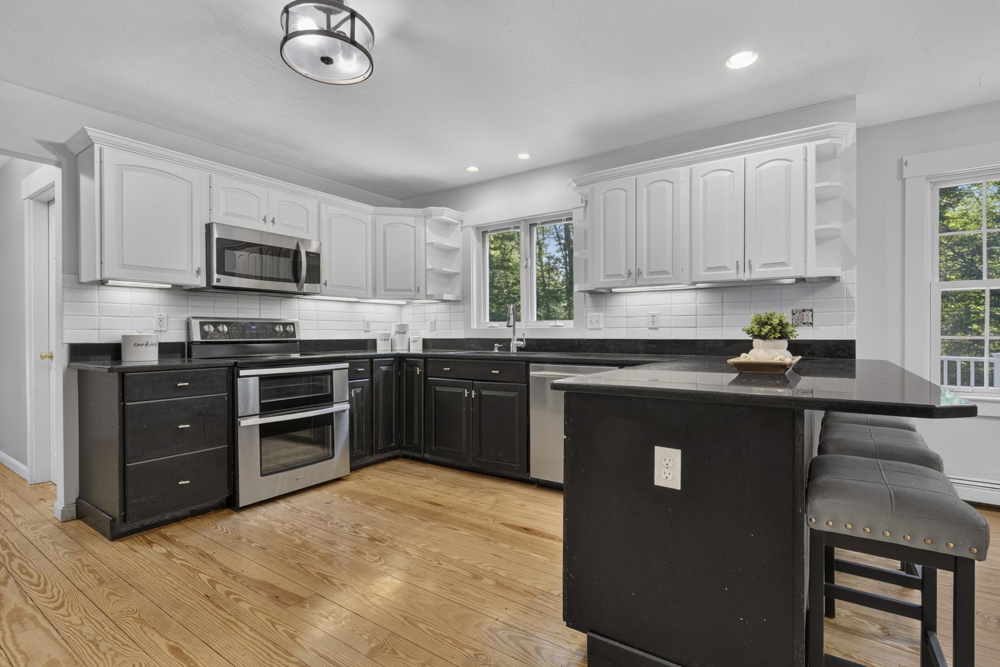 385 Northwest Rd, Canterbury, NH 03224