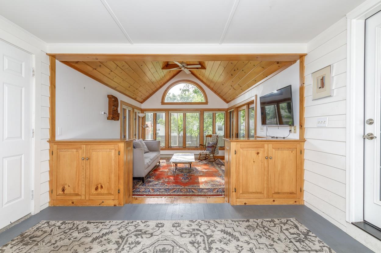 234 W Haven Rd, Manchester, NH 03104