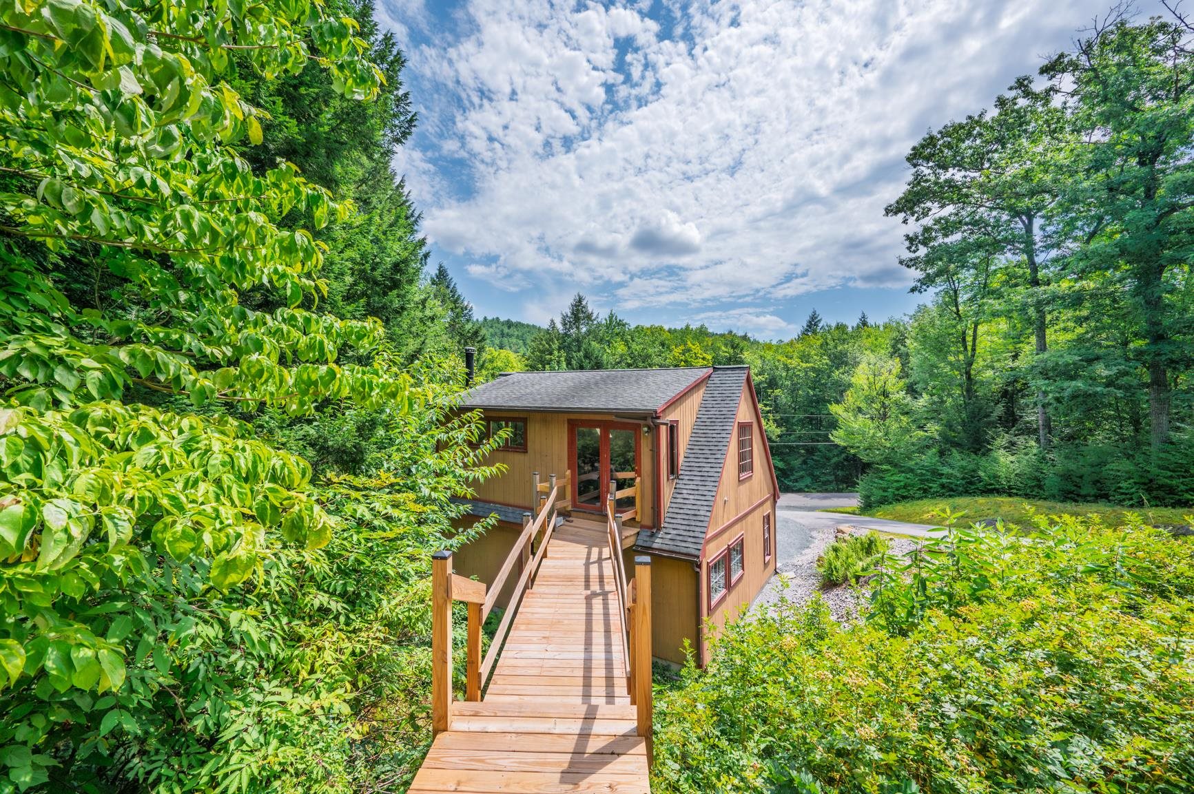 470 Newmarket Rd, Warner, NH 03278