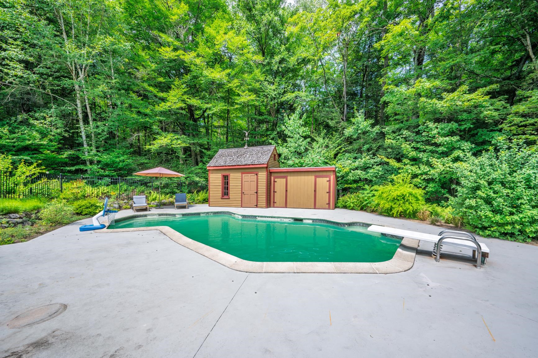 470 Newmarket Rd, Warner, NH 03278