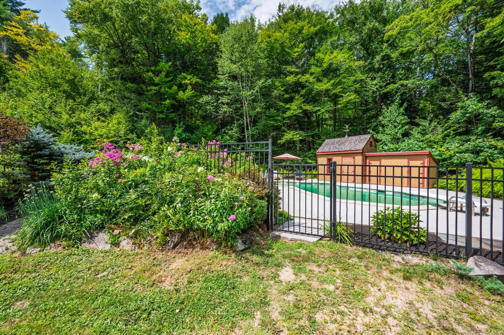 470 Newmarket Rd, Warner, NH 03278