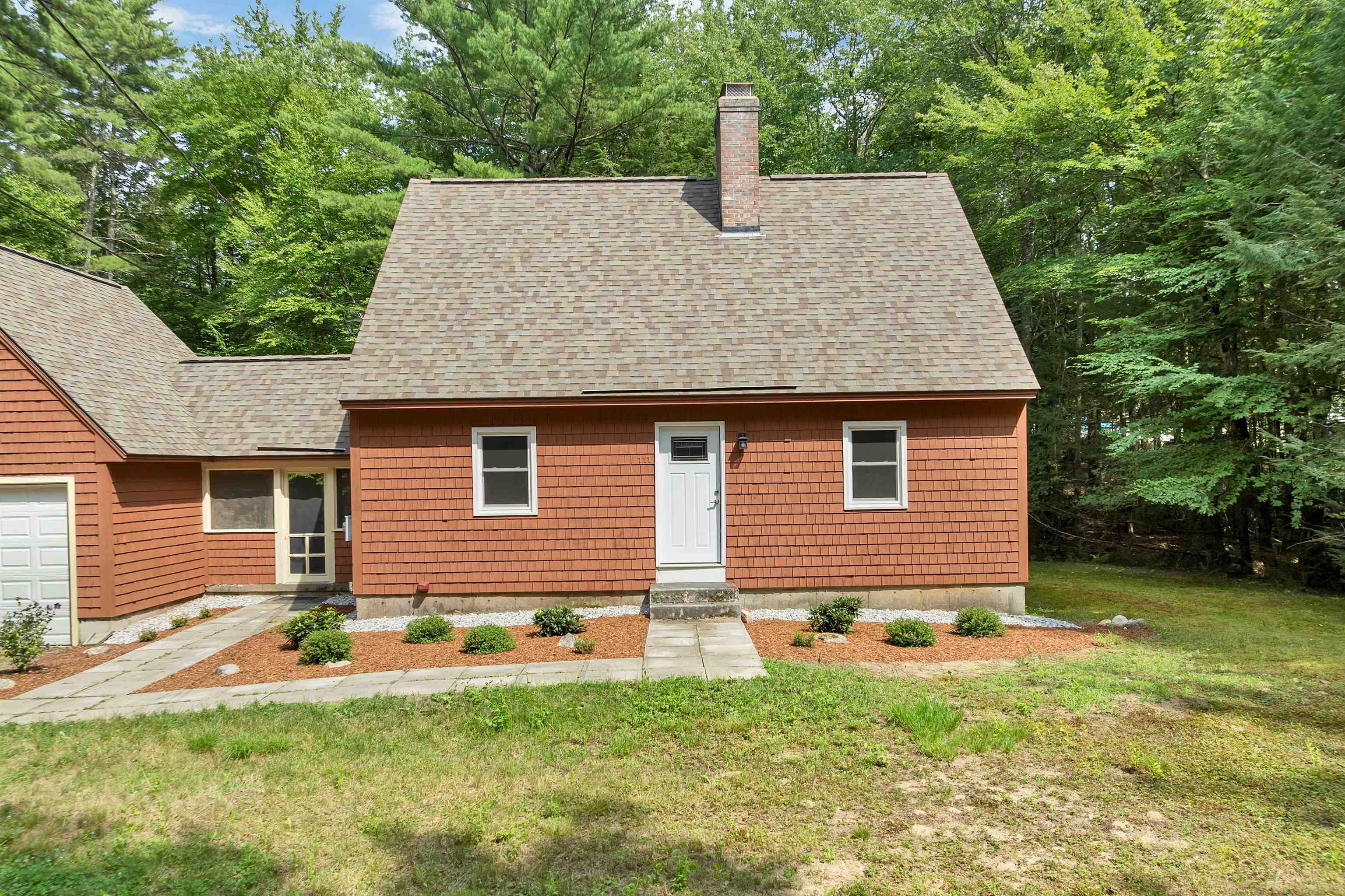 111 Town Farm Rd, New Boston, NH 03070