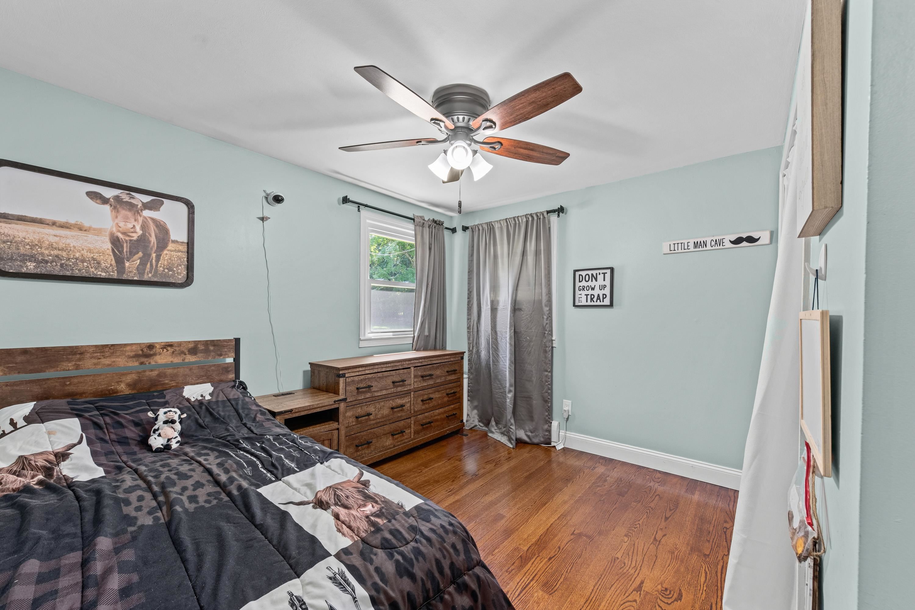 1 Wallace Dr, Merrimack, NH 03054