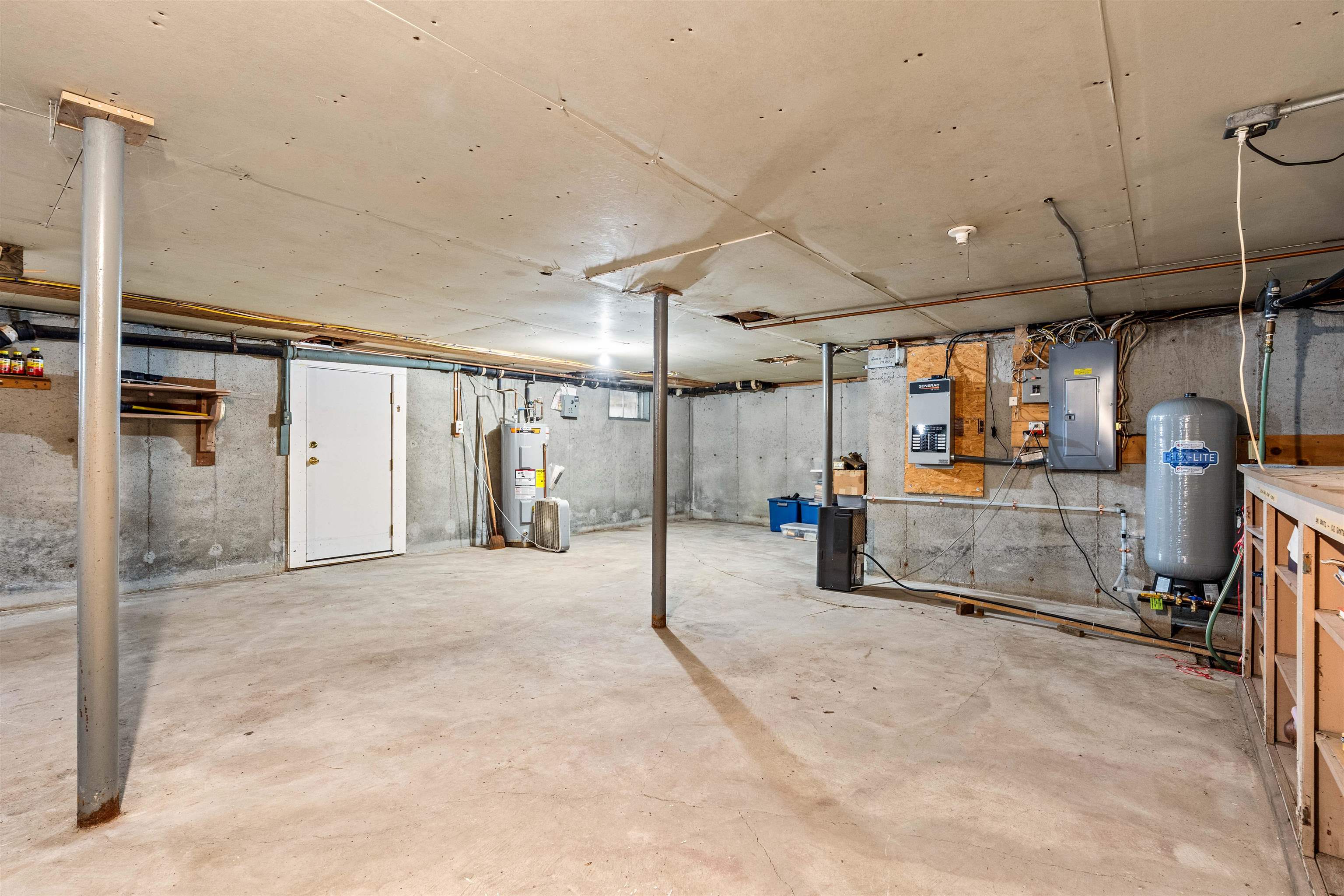 17 Ravine Rd, Amherst, NH 03031