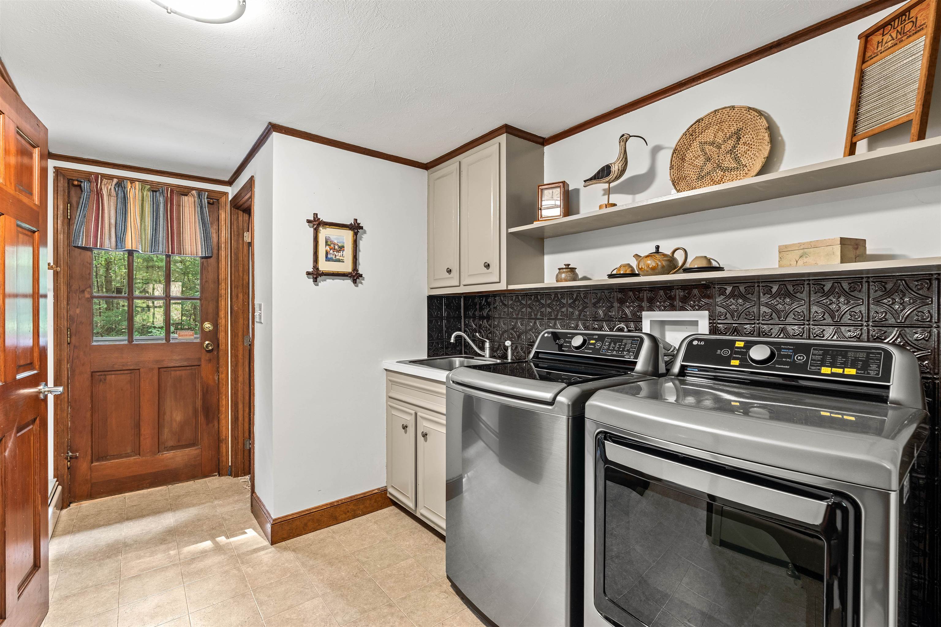 17 Ravine Rd, Amherst, NH 03031