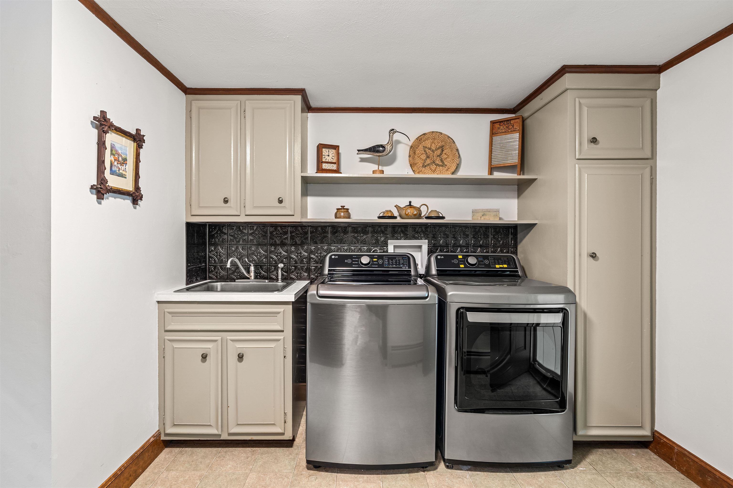 17 Ravine Rd, Amherst, NH 03031