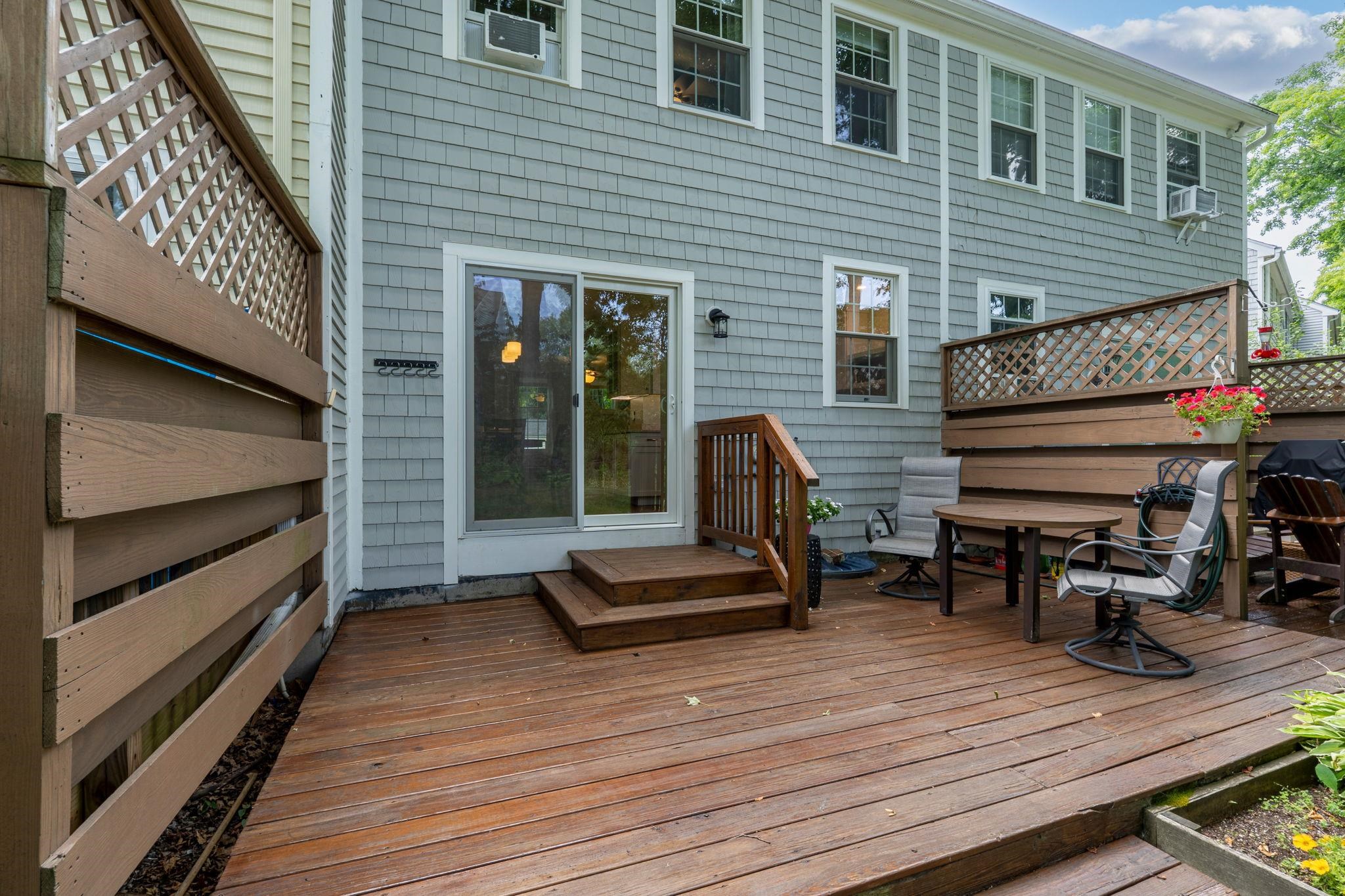 3370 Lafayette Rd #5, Portsmouth, NH 03801