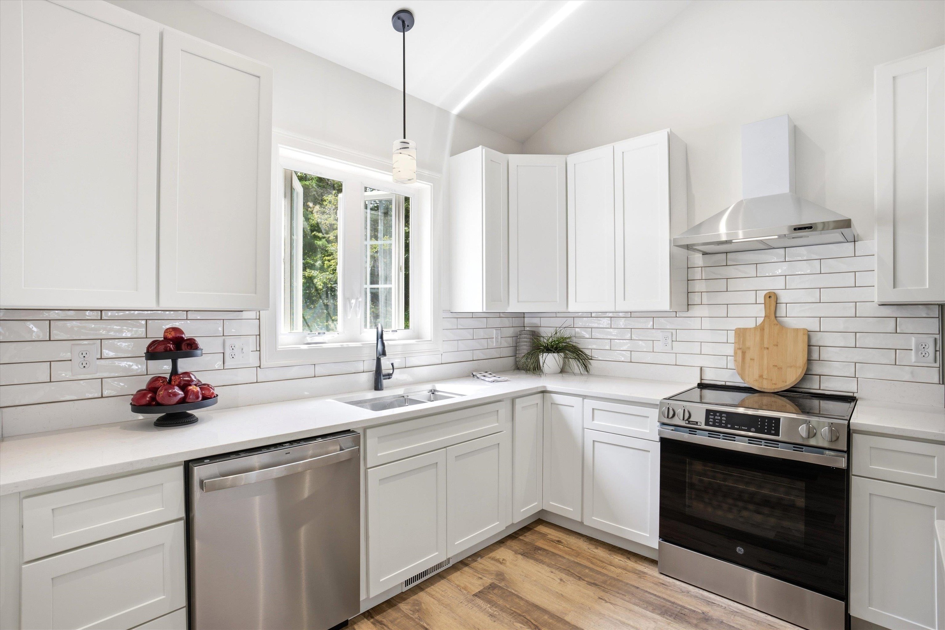 14 Prescott Heights Rd, Hooksett, NH 03106