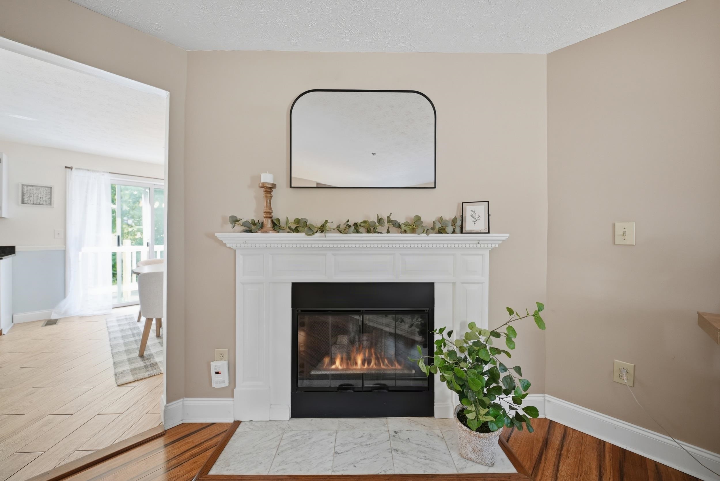 41 Beech Hill Ave, Manchester, NH 03103