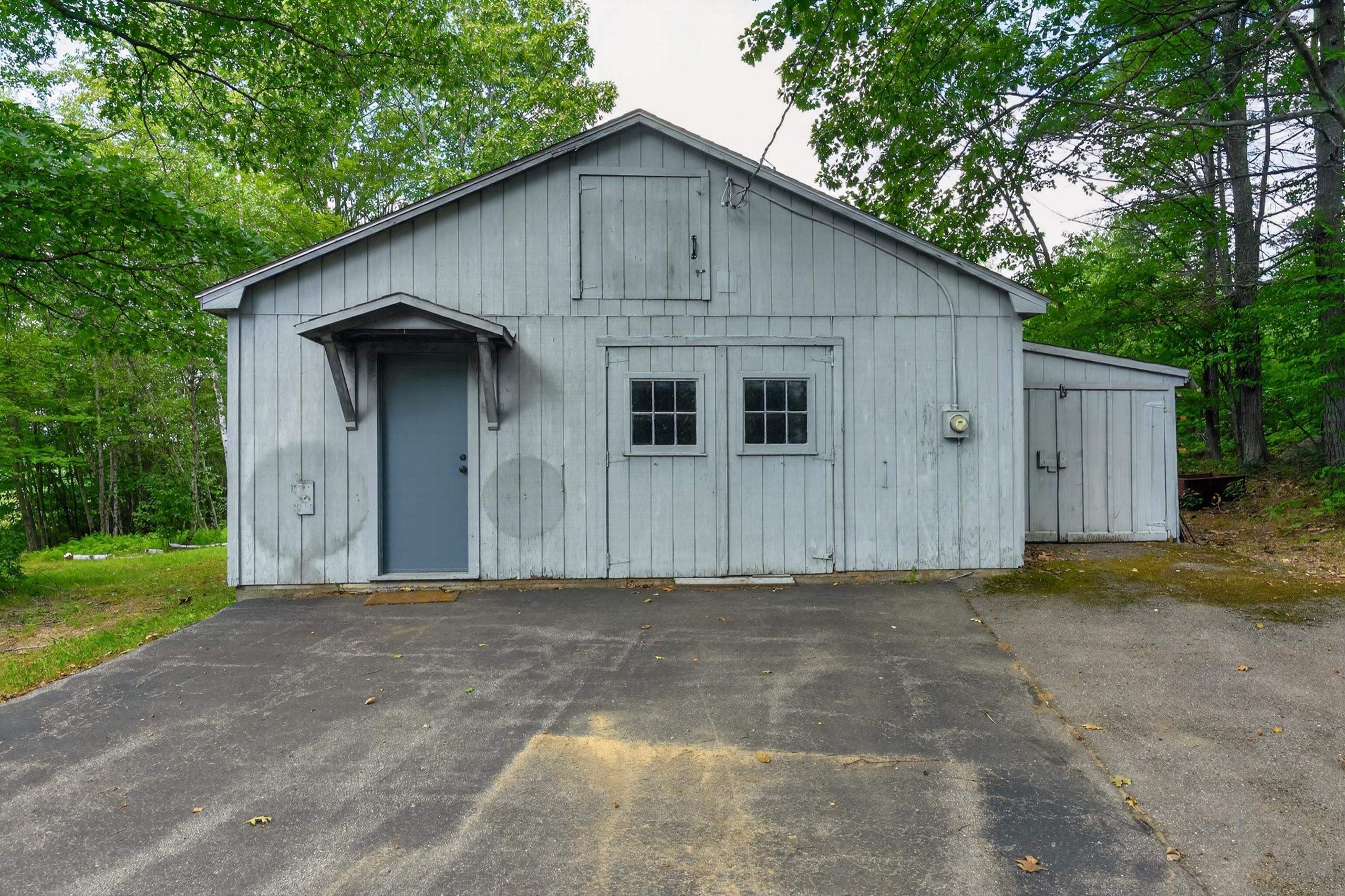 664 Borough Rd, Pembroke, NH 03275