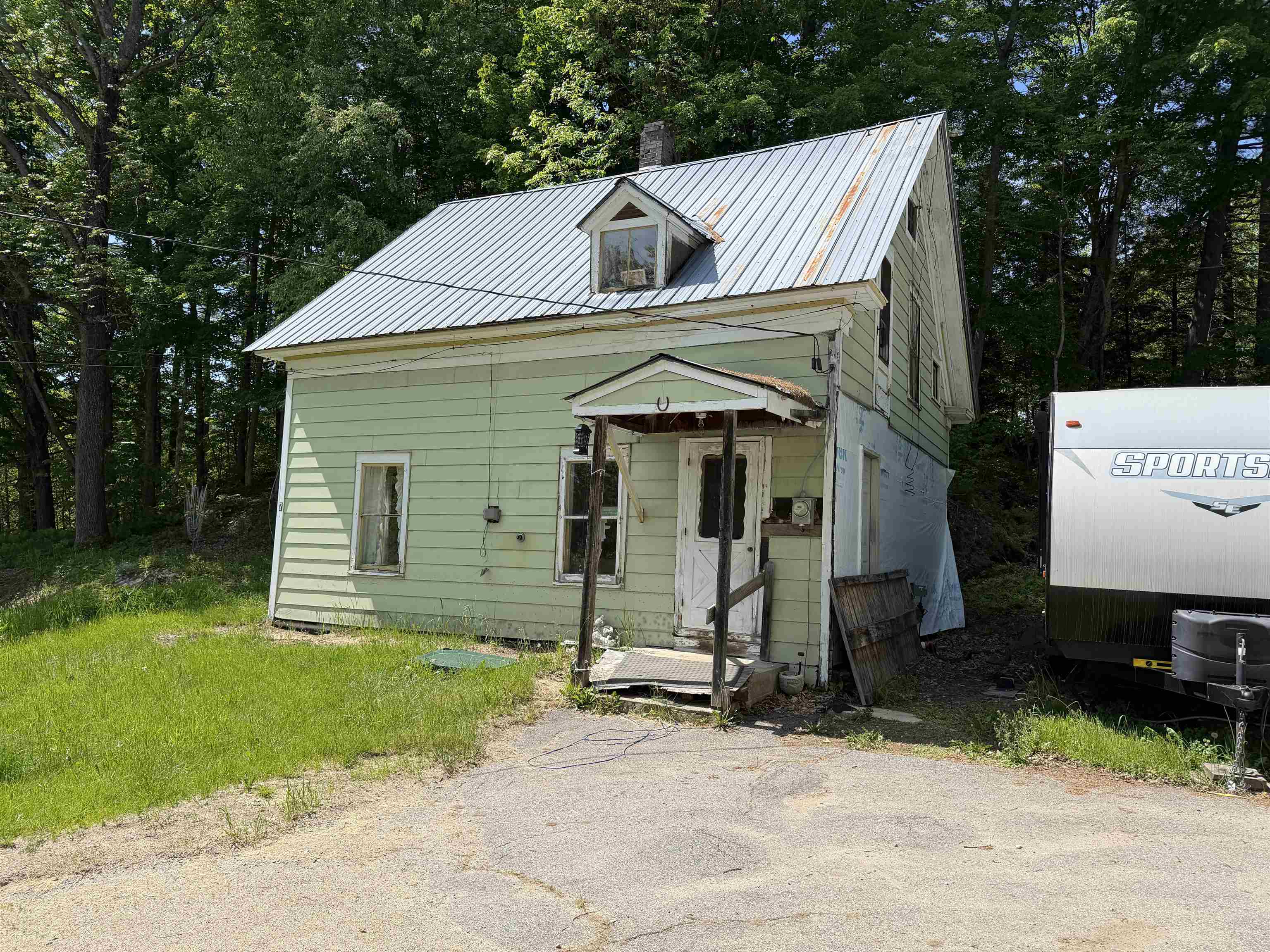 7 Pine Rd, Milan, NH 03588