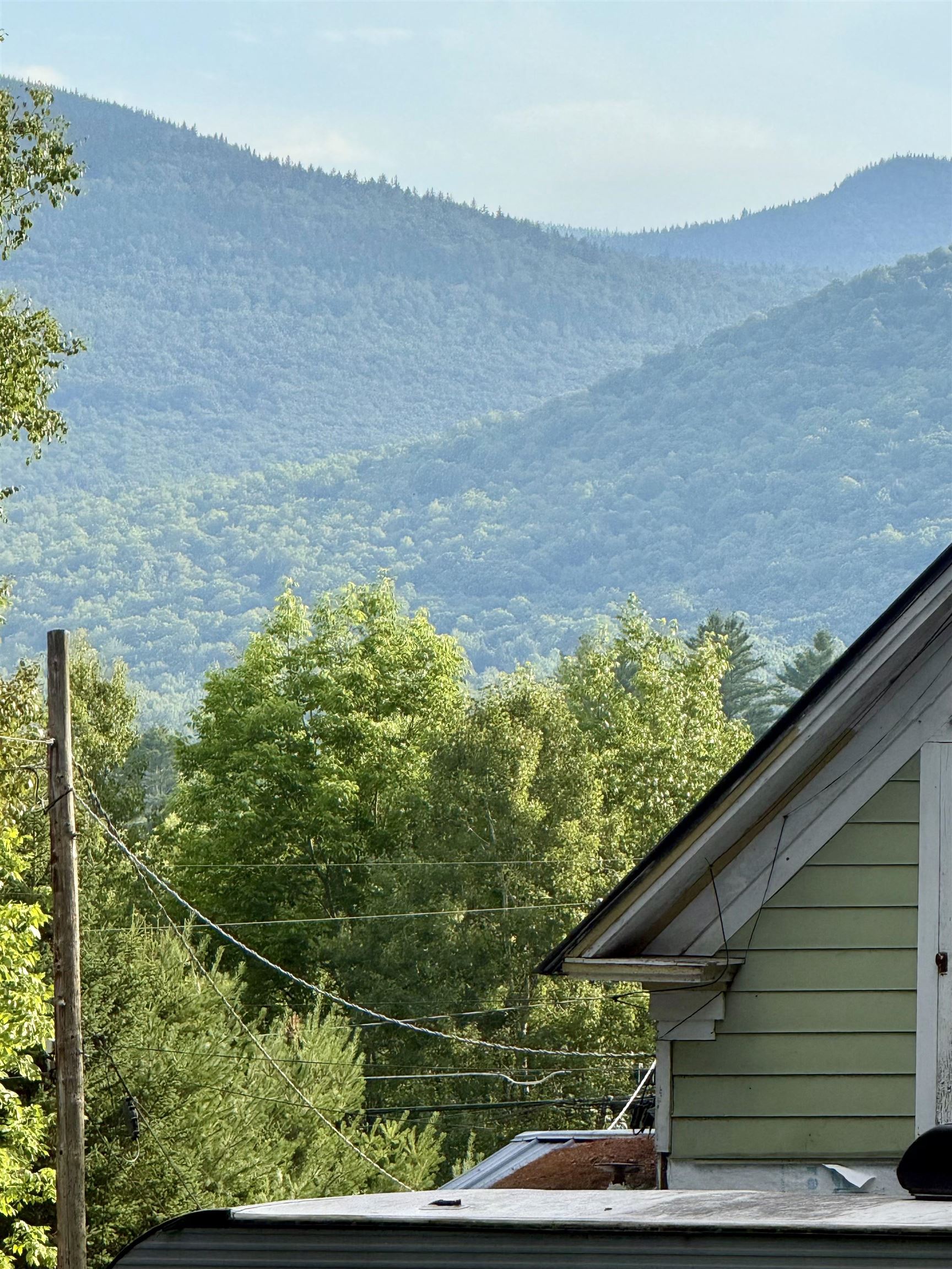 7 Pine Rd, Milan, NH 03588