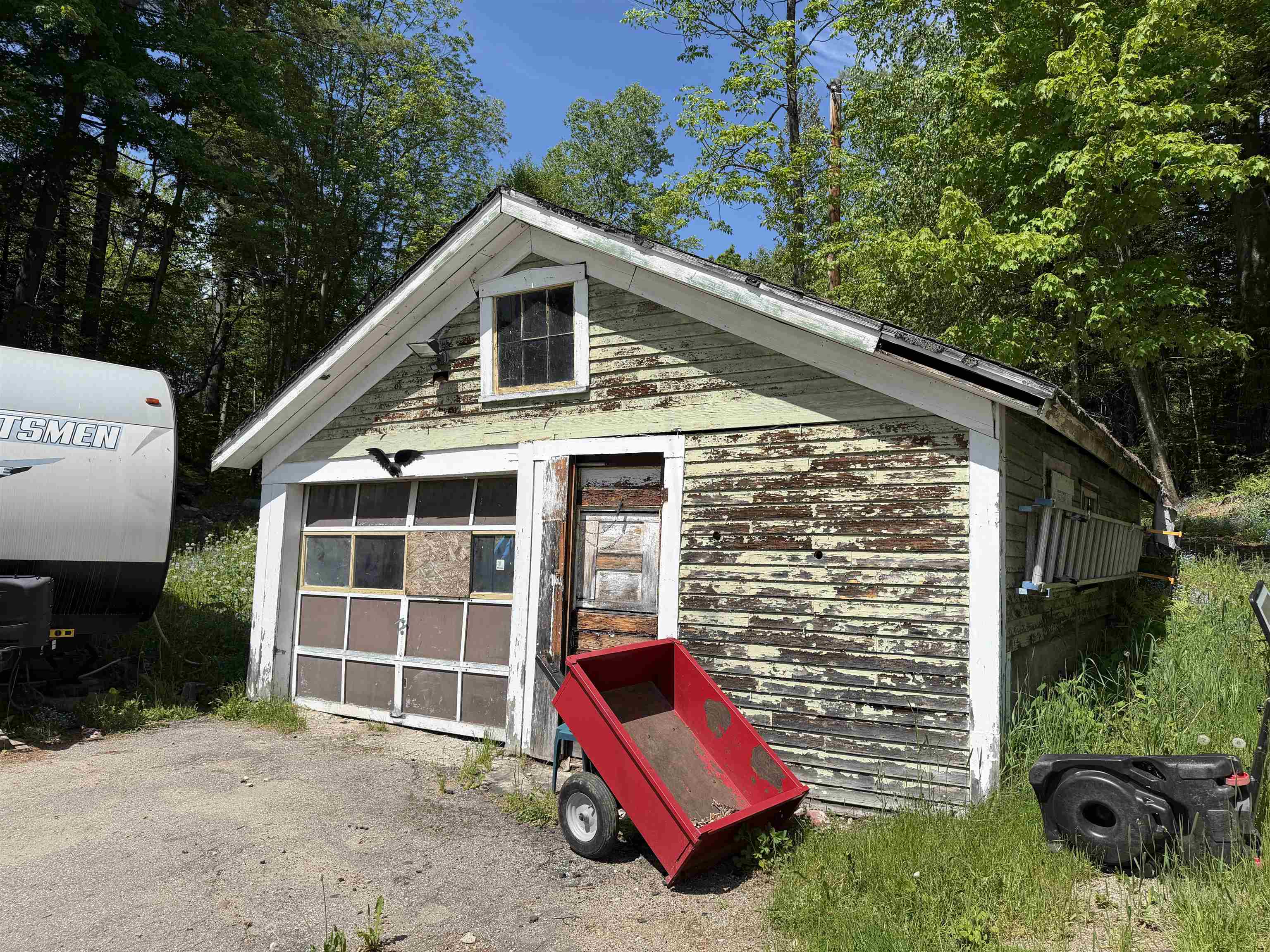 7 Pine Rd, Milan, NH 03588