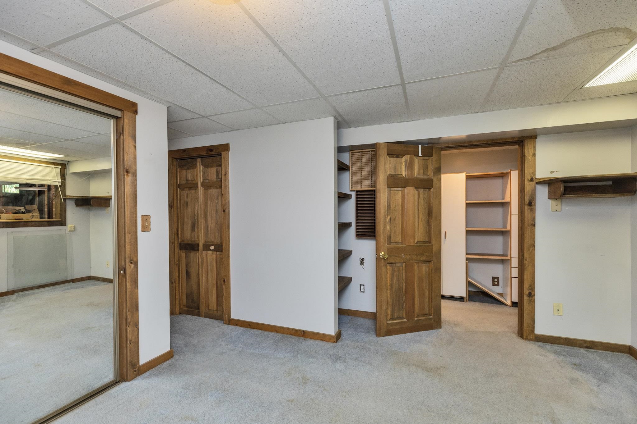 367 Tubbs Hill Rd, Deering, NH 03244