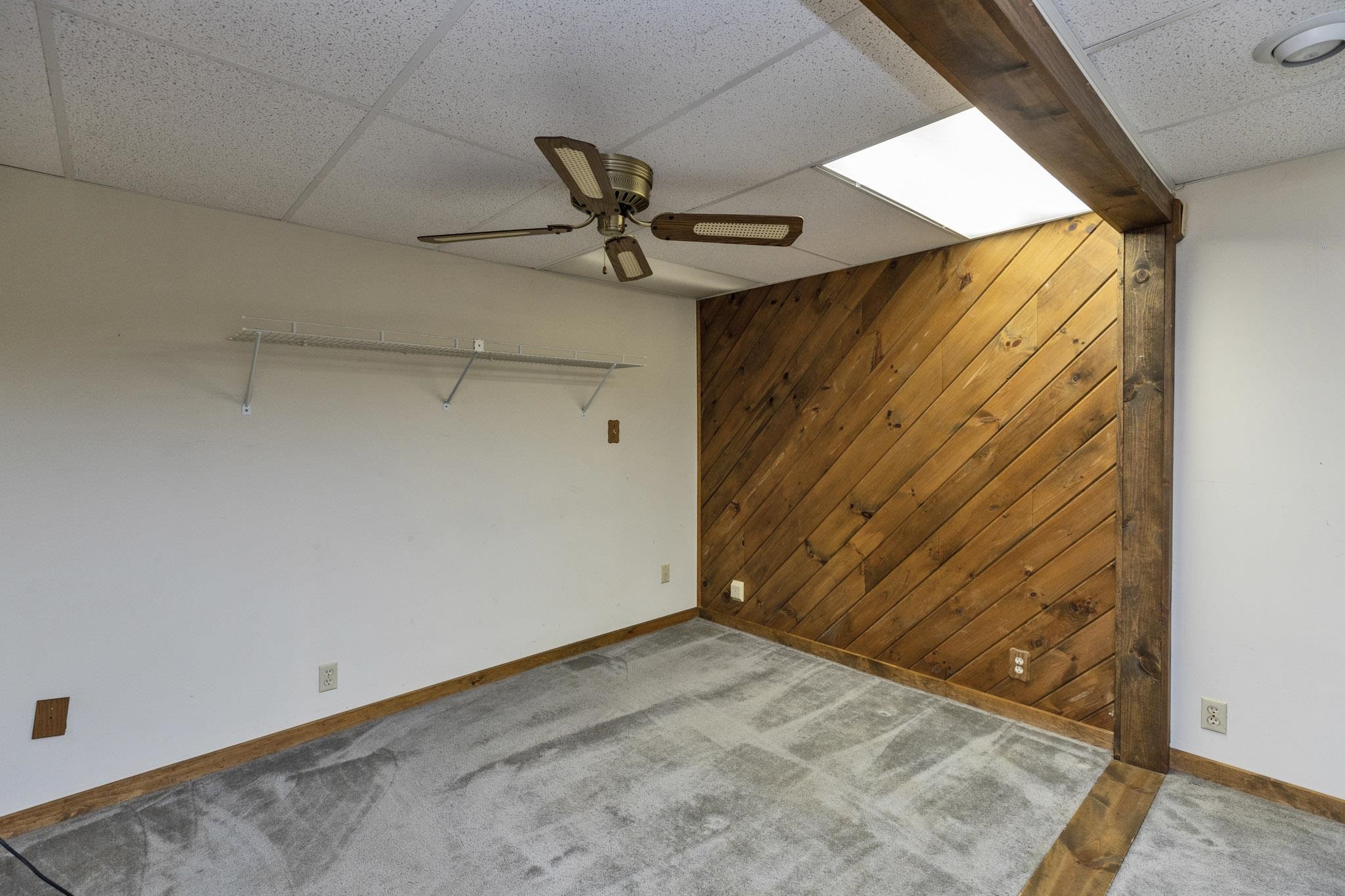 367 Tubbs Hill Rd, Deering, NH 03244