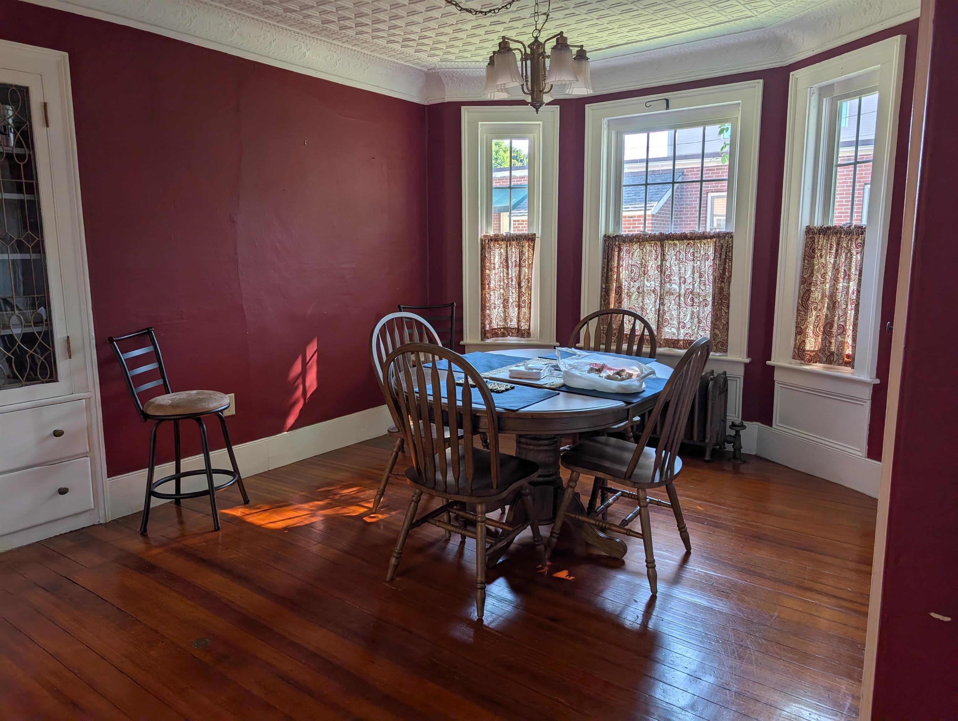 61 Winter St, Keene, NH 03431