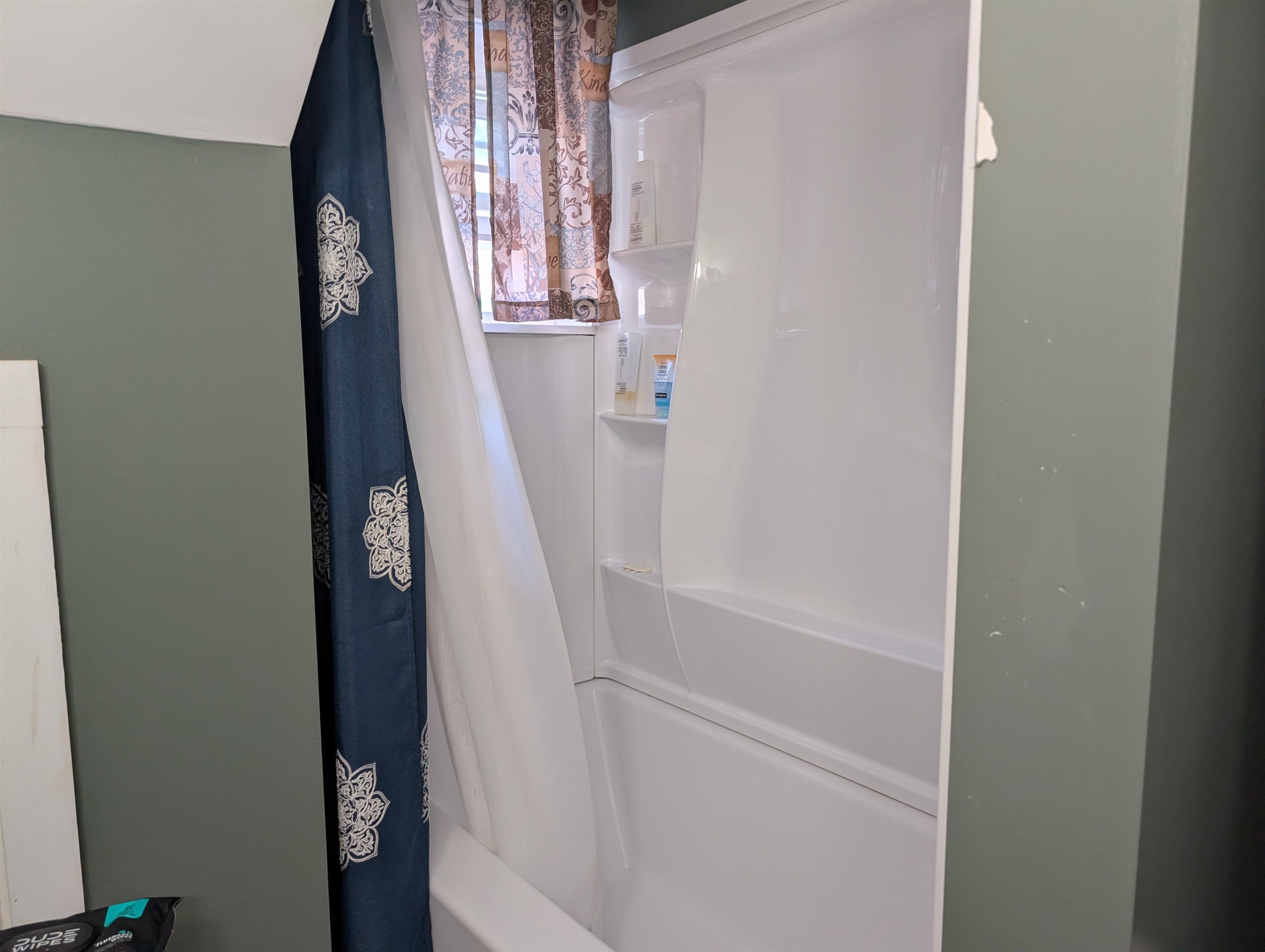 61 Winter St, Keene, NH 03431
