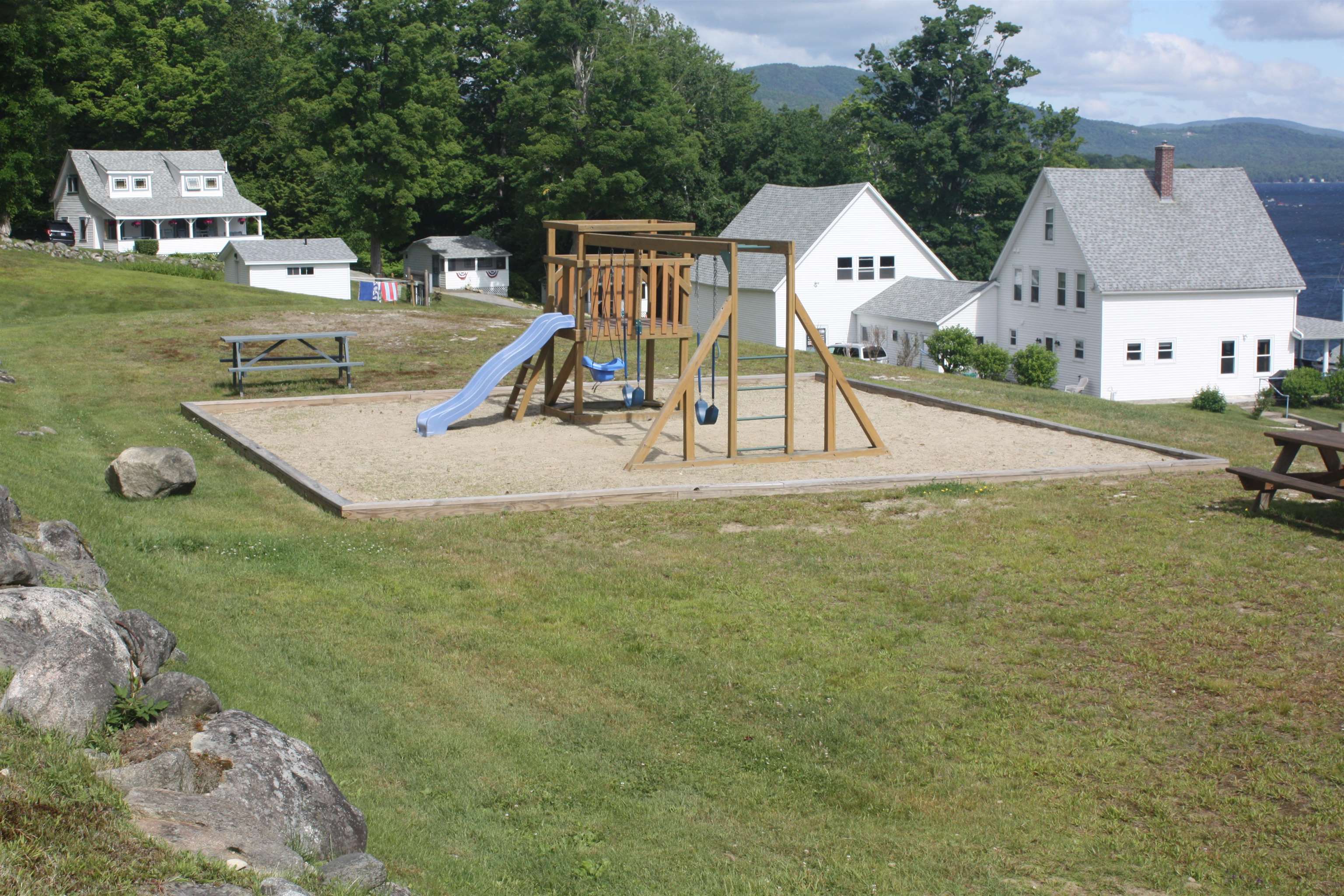 151 W Shore Rd #4, Bristol, NH 03222