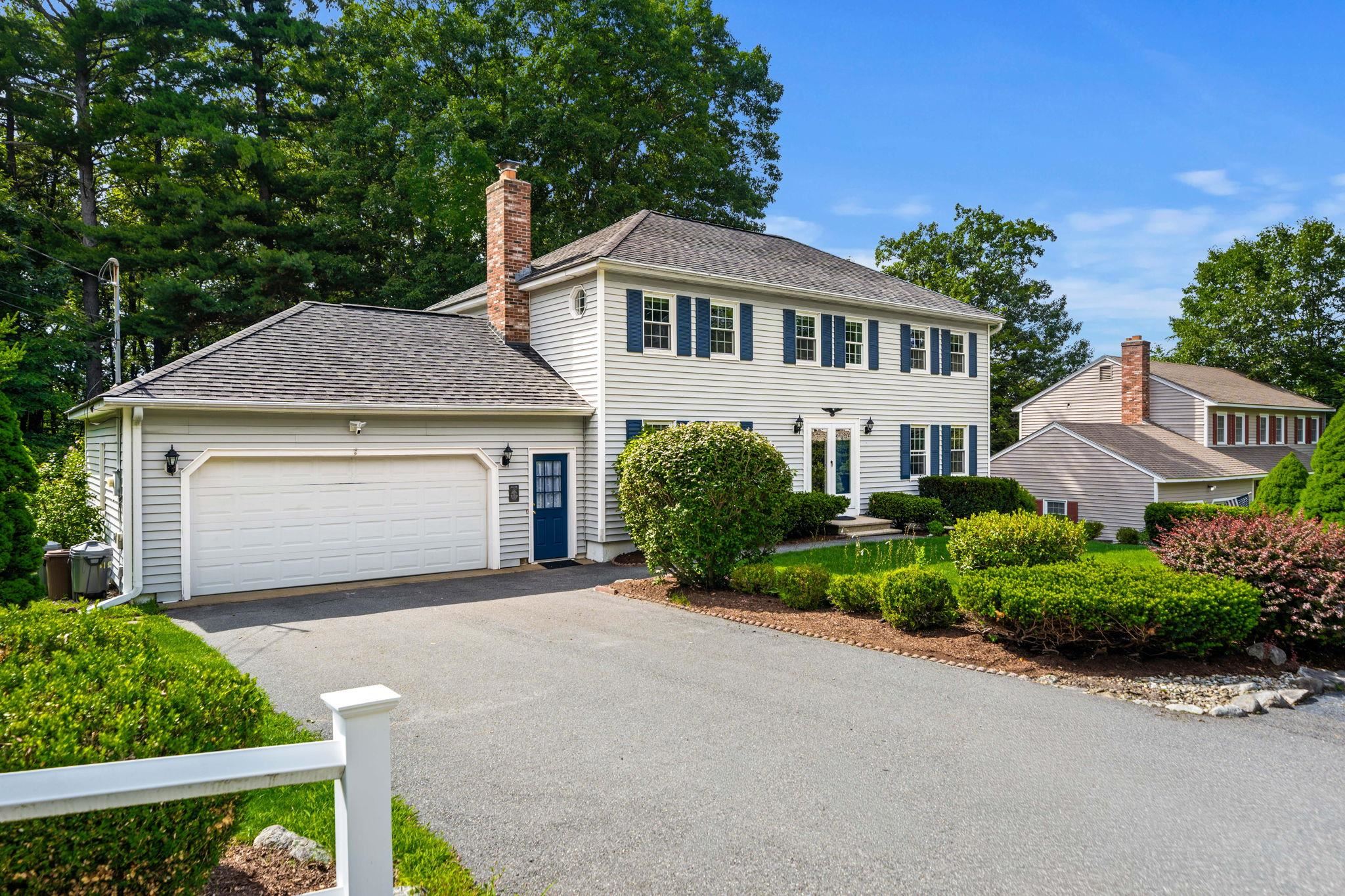 87 Peele Rd, Nashua, NH 03062