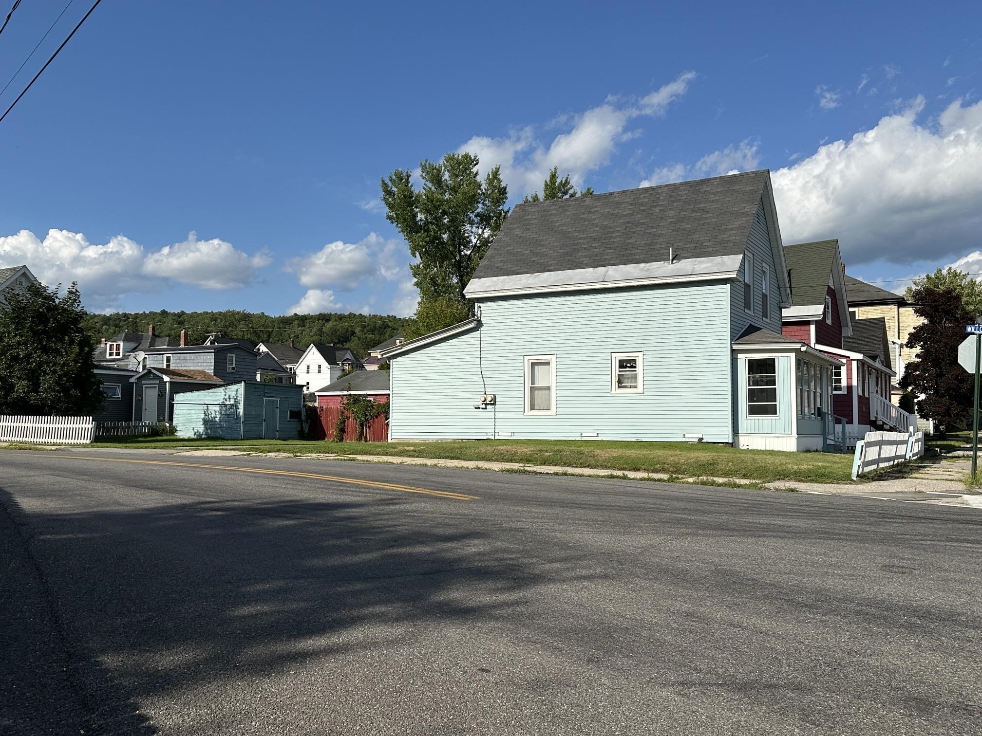 87 Pine St, Berlin, NH 03570