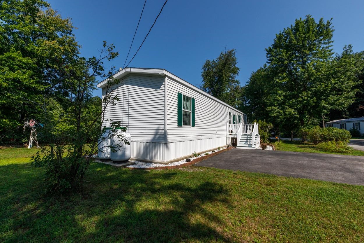 464 Boston Post Rd #30, Amherst, NH 03031
