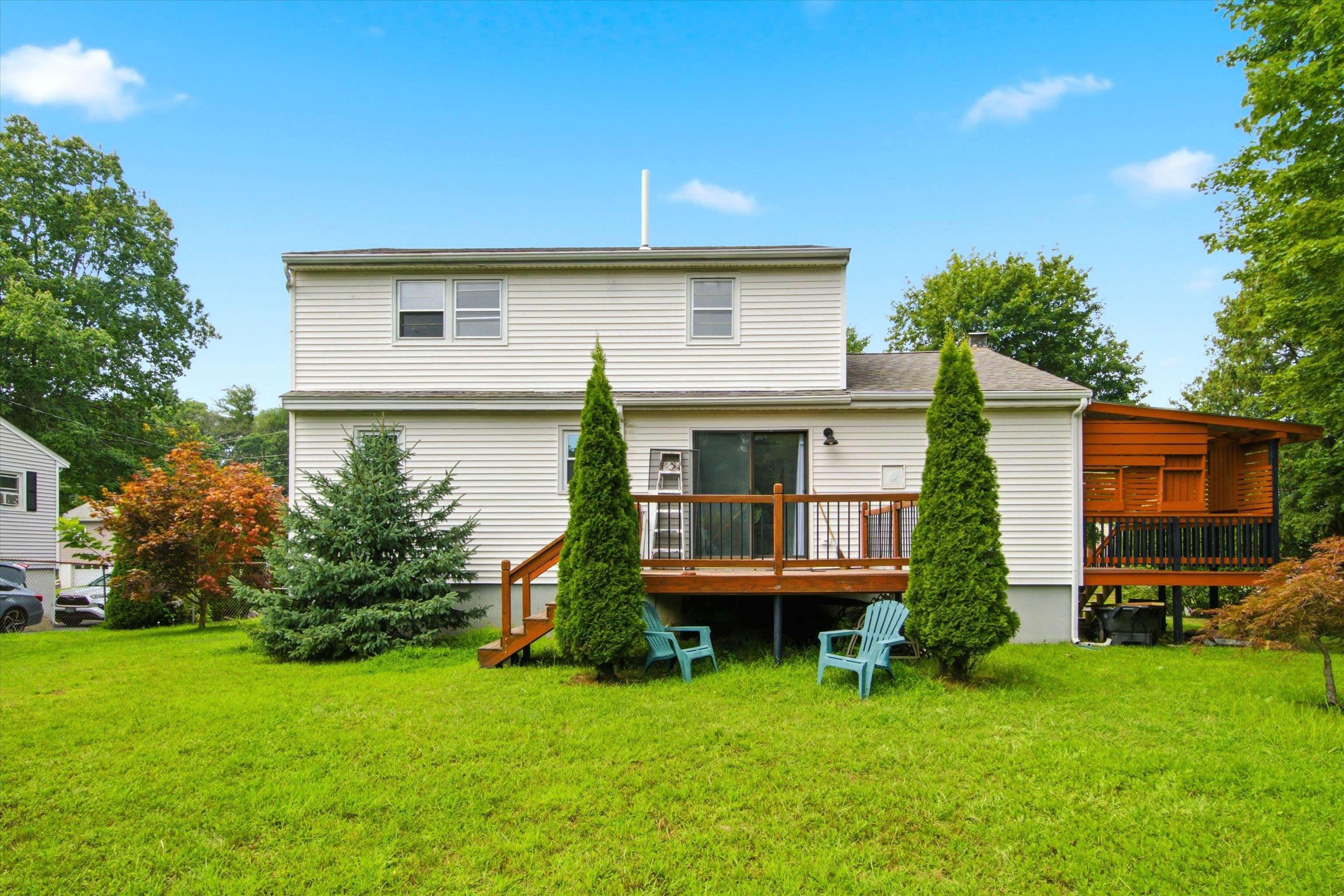 9 Joyce Heard Ave, Salem, NH 03079
