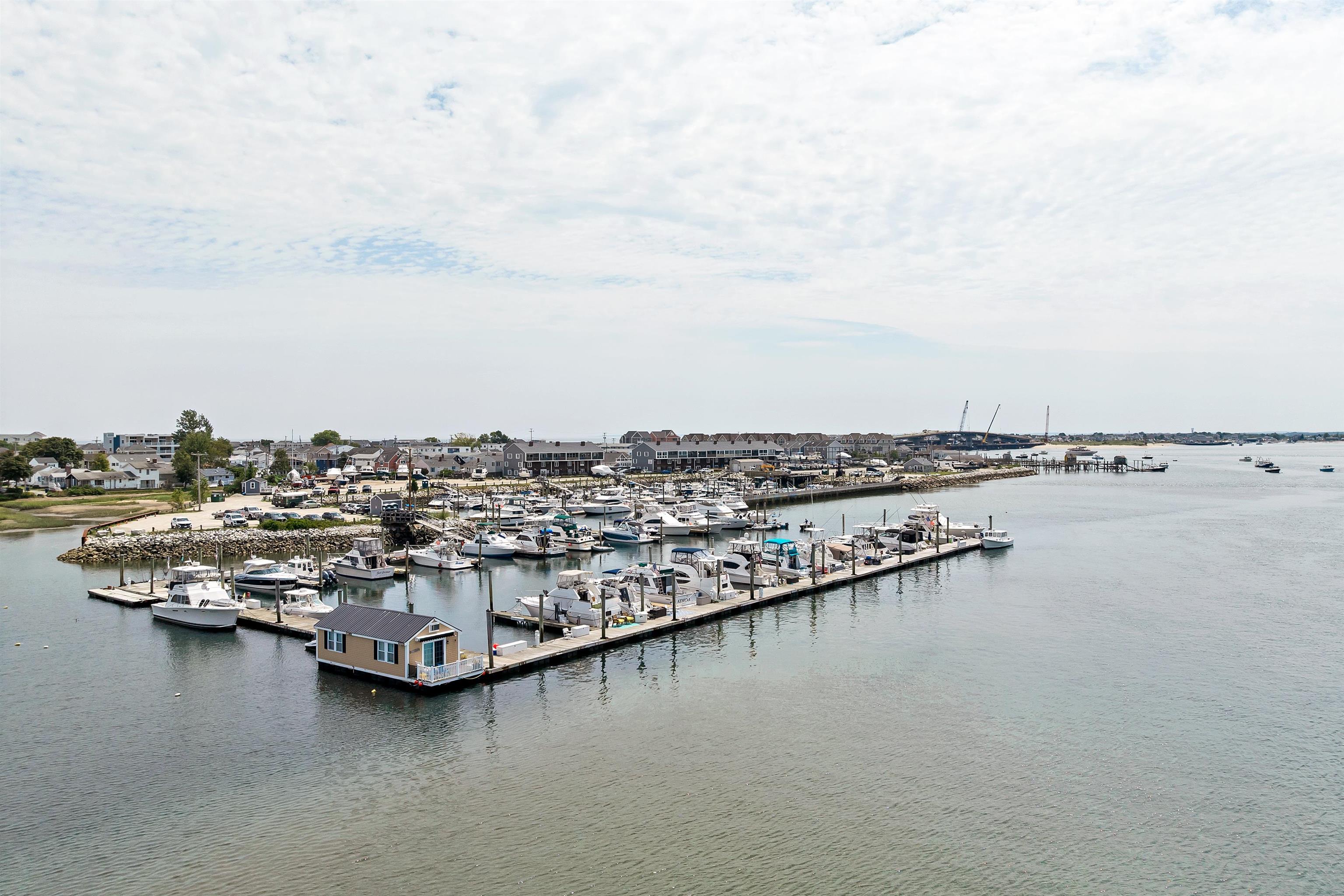 20 Harris Ave #10, Hampton, NH 03842
