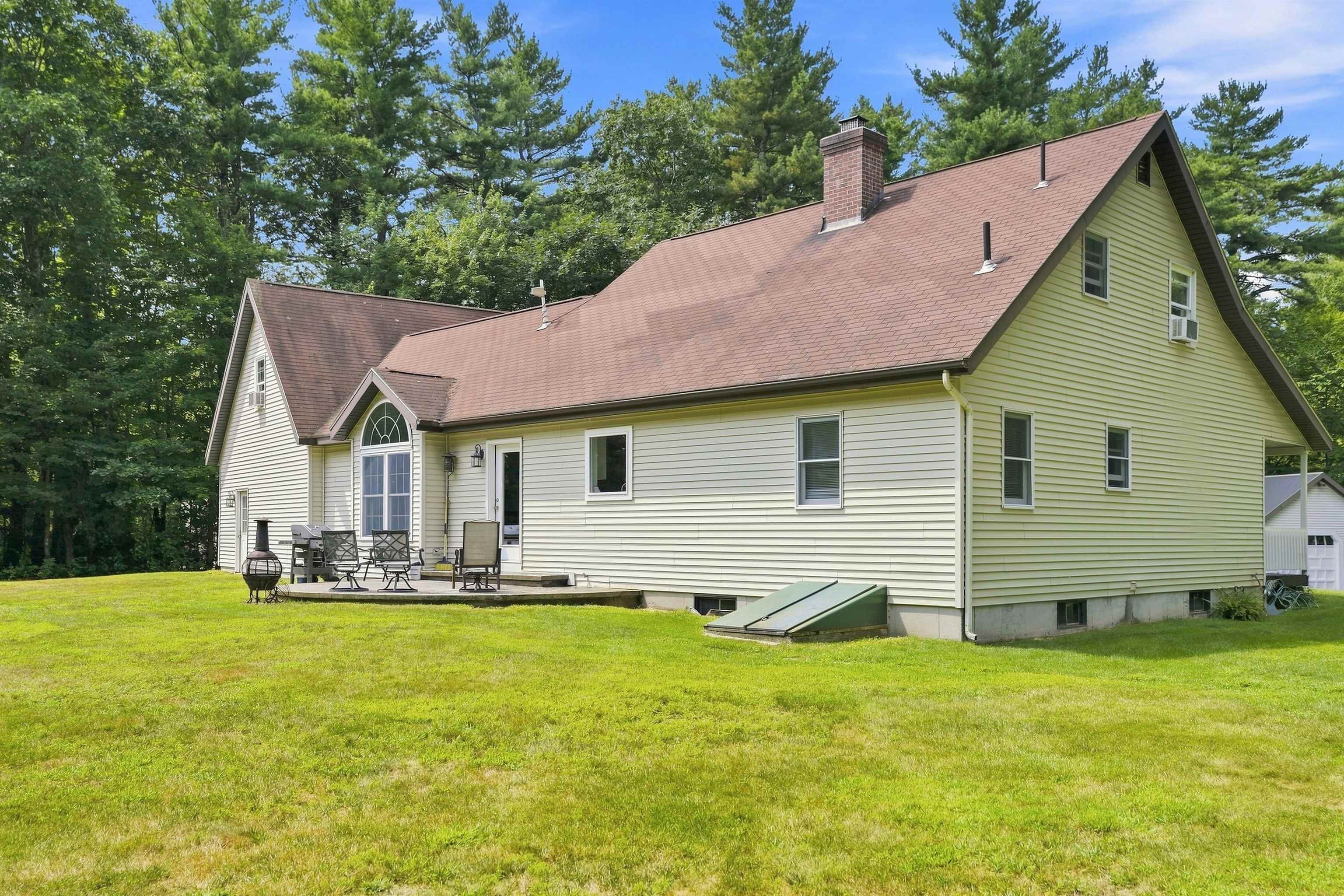18 Poor Farm Rd, New Ipswich, NH 03071