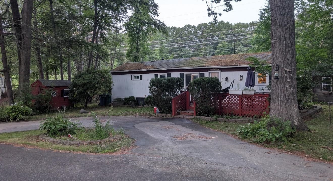 5 Hemlock Haven Rd, Hampton, NH 03842