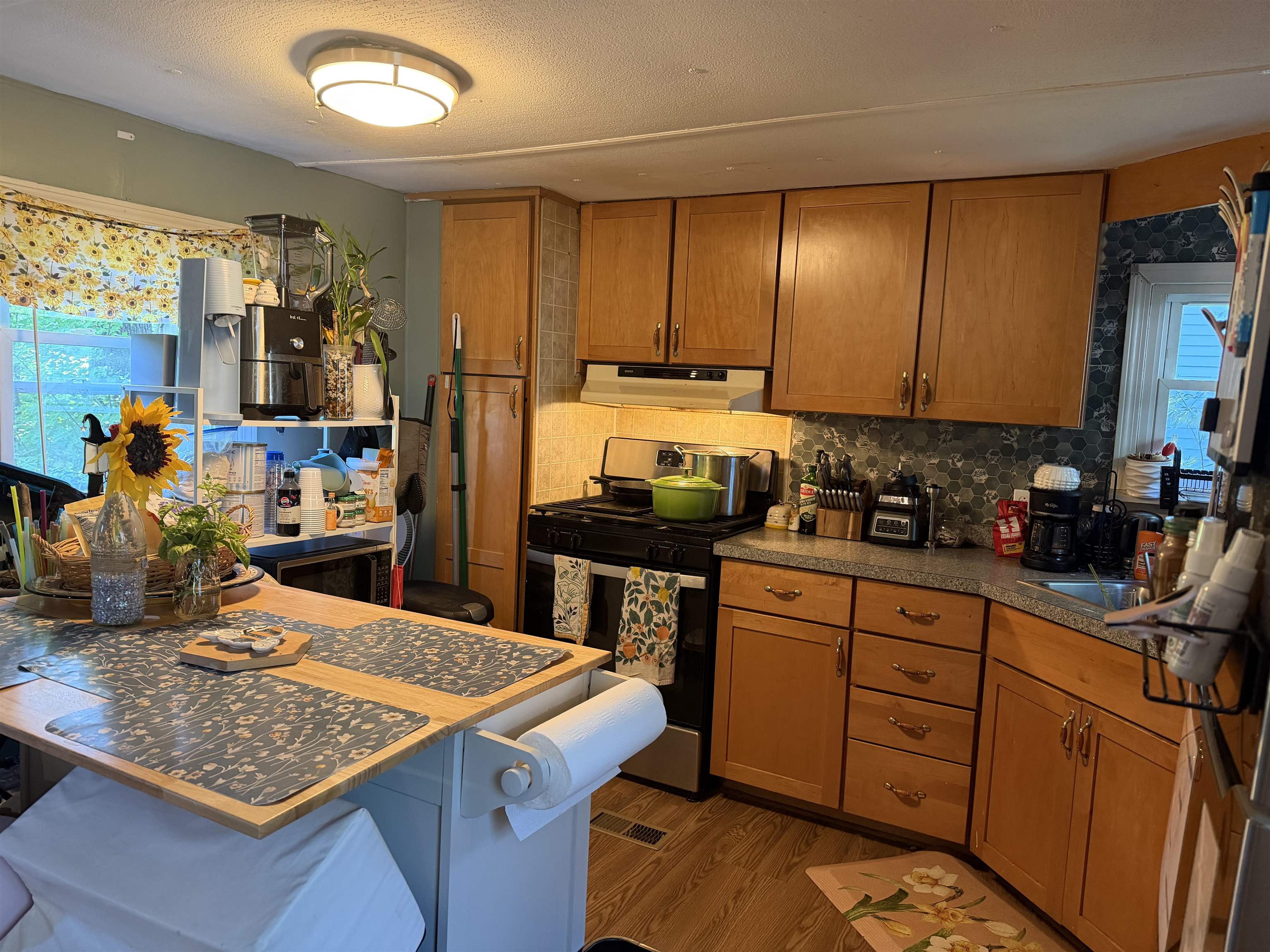 5 Hemlock Haven Rd, Hampton, NH 03842