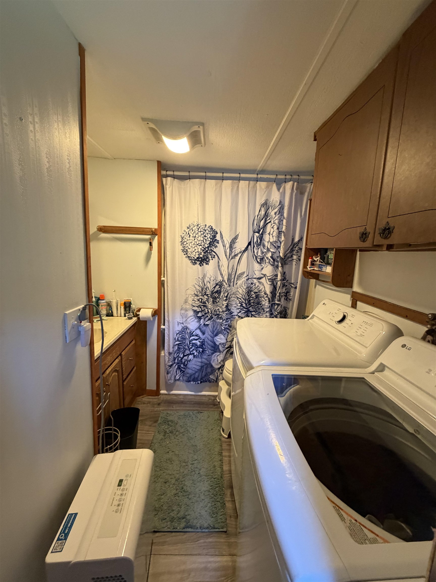Photo 6 of 7