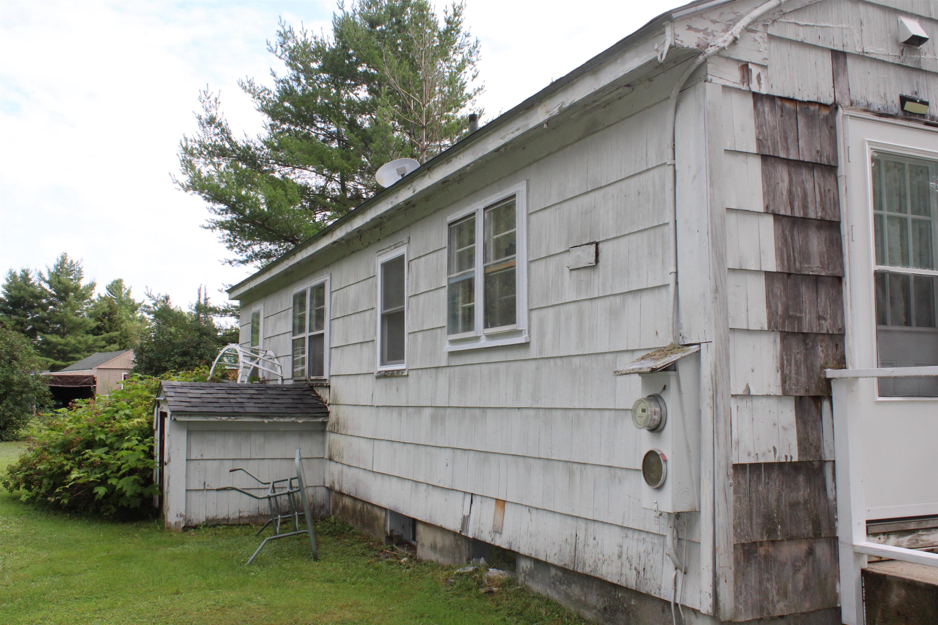 189 Parker Rd, Carroll, NH 03595