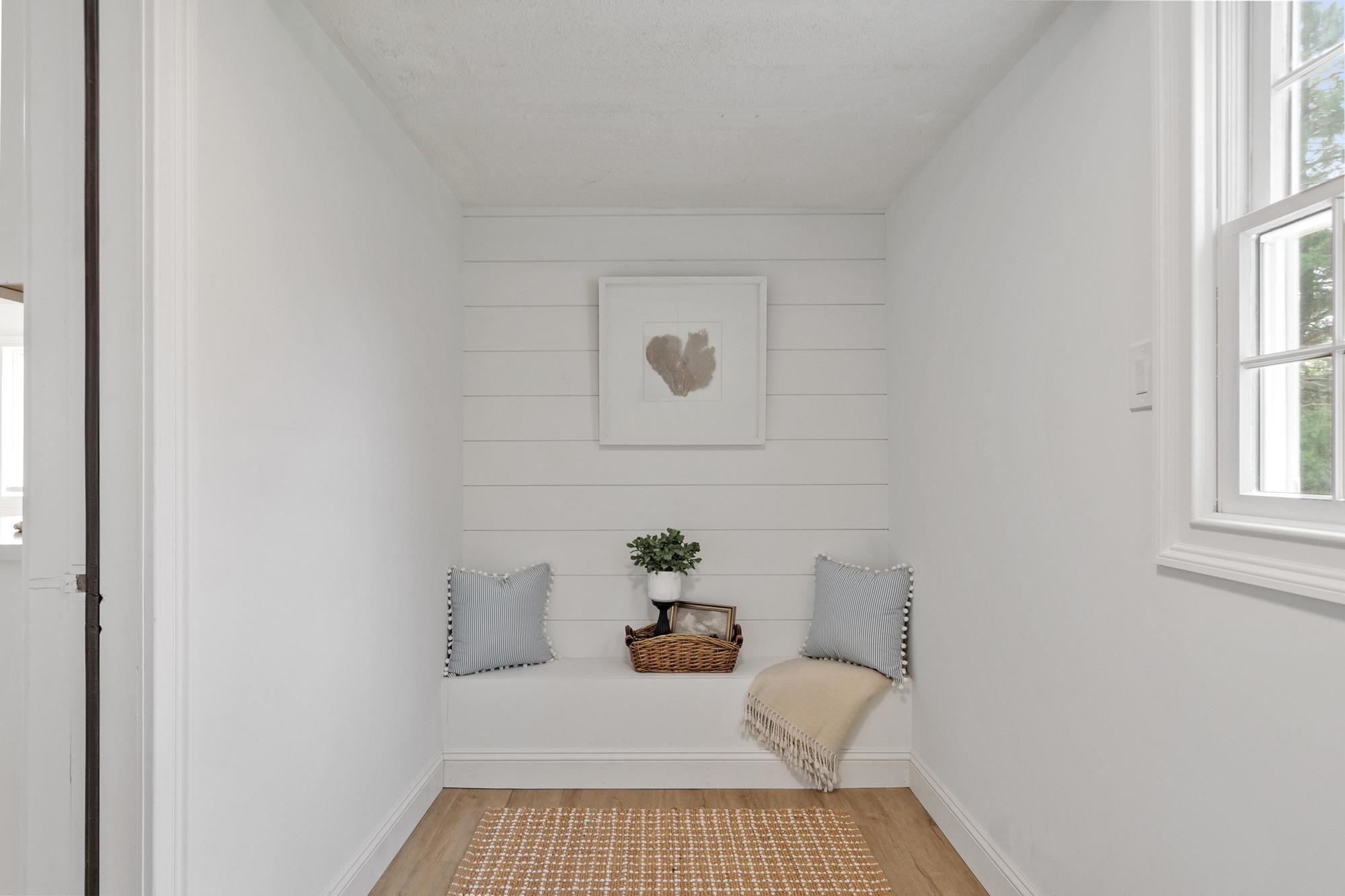 64 Bridge St, Salem, NH 03079