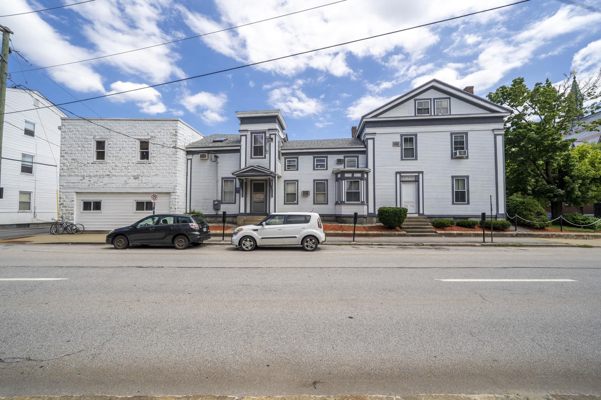 116 Lowell St, Manchester, NH 03104