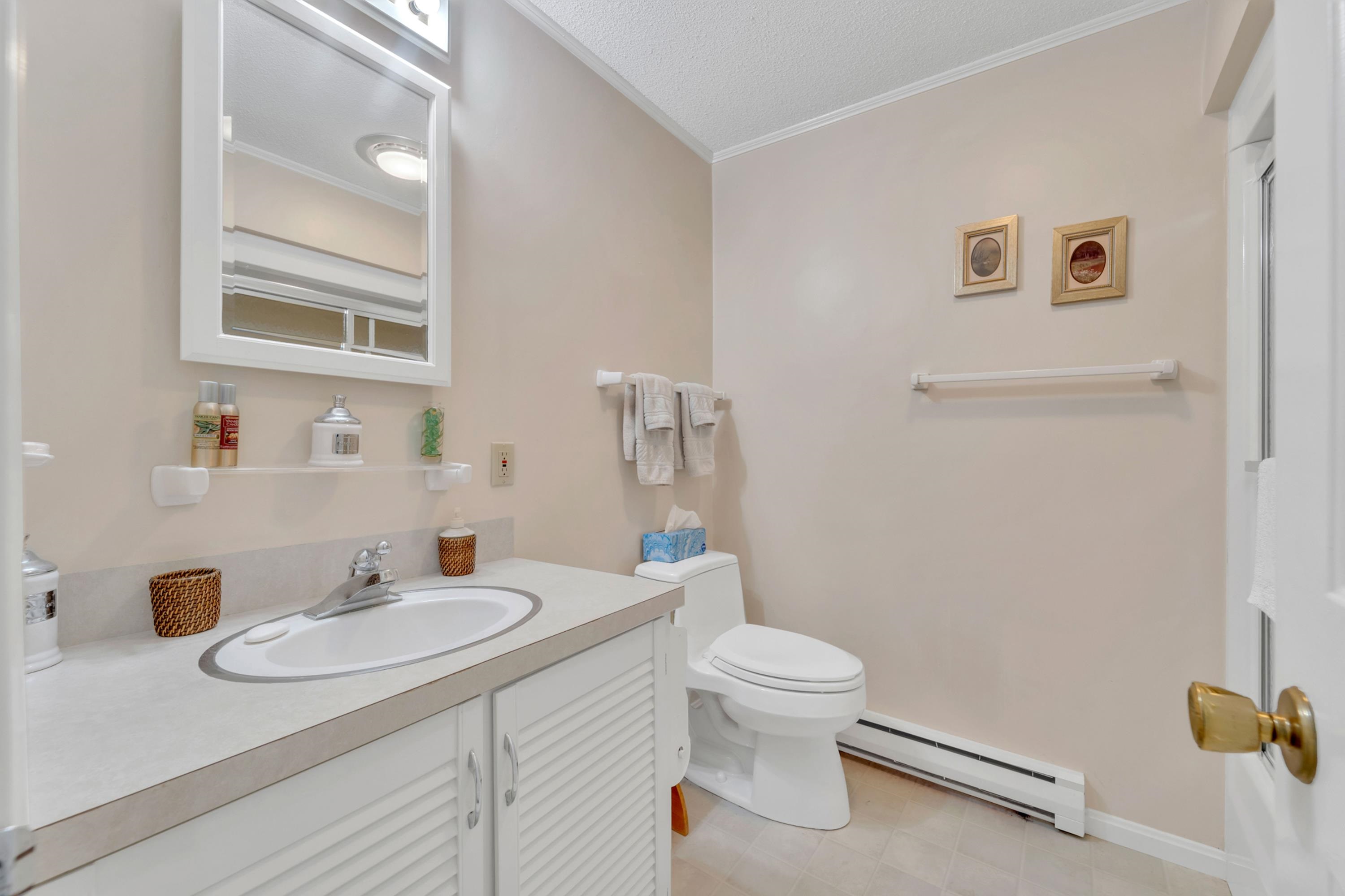 Full Bath 1
