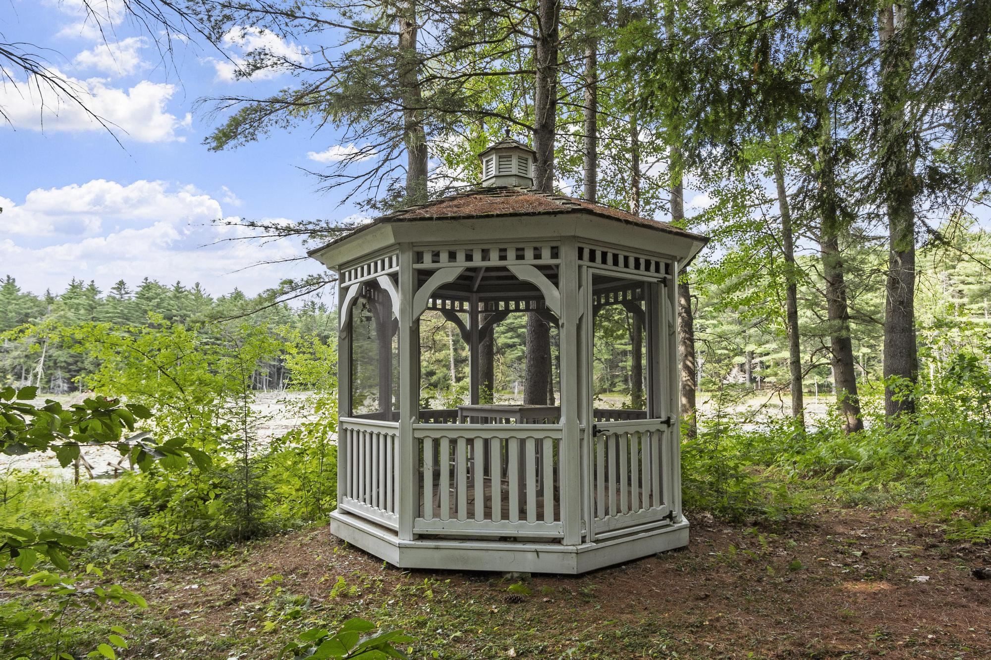 148 Barnett Hill Rd, Alstead, NH 03602