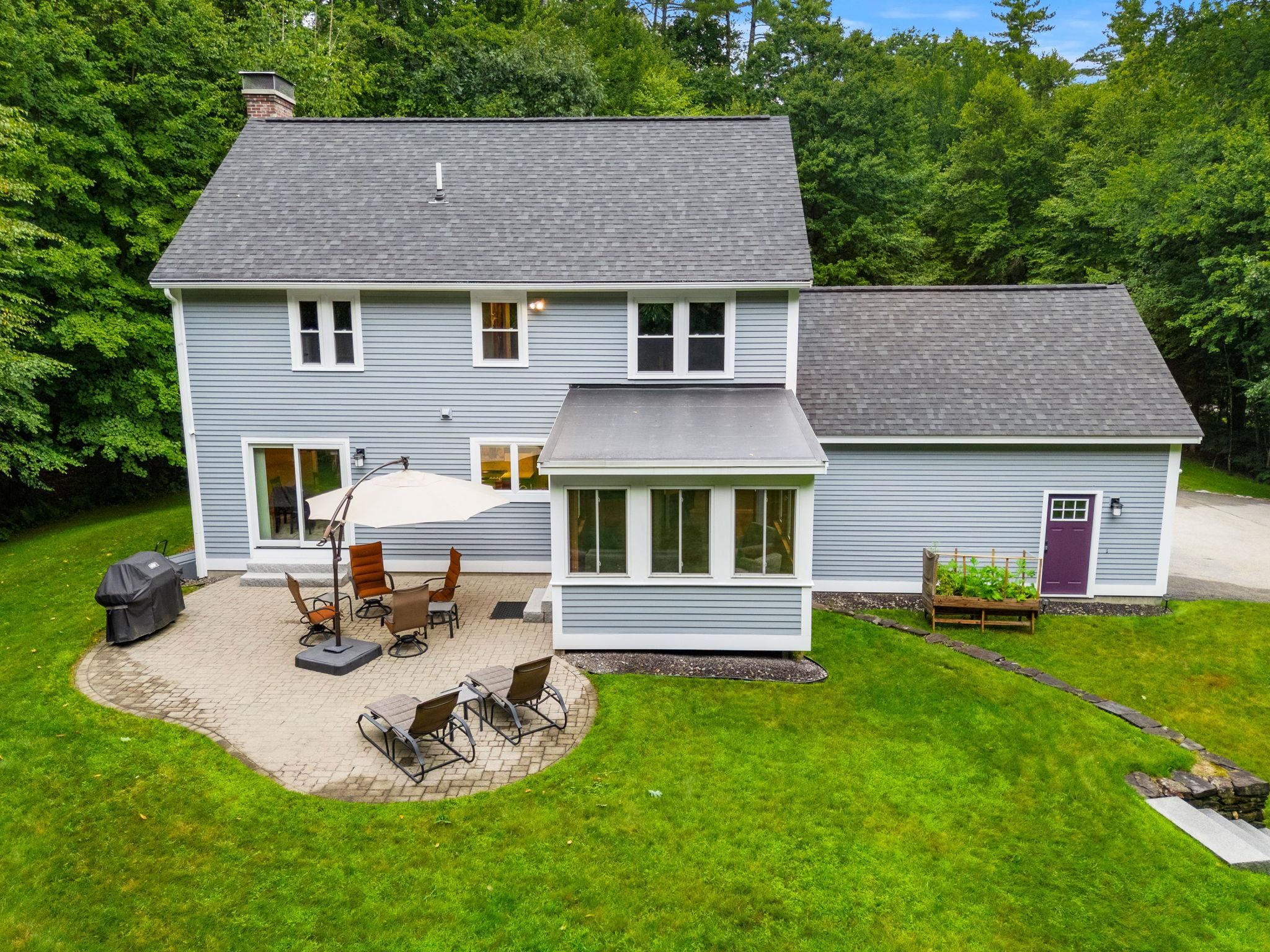 31 Parker Rd, Brookline, NH 03033