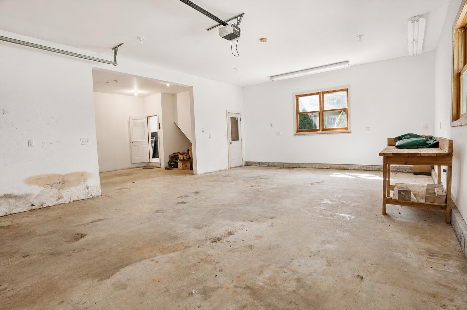 Garage Bay with workbench