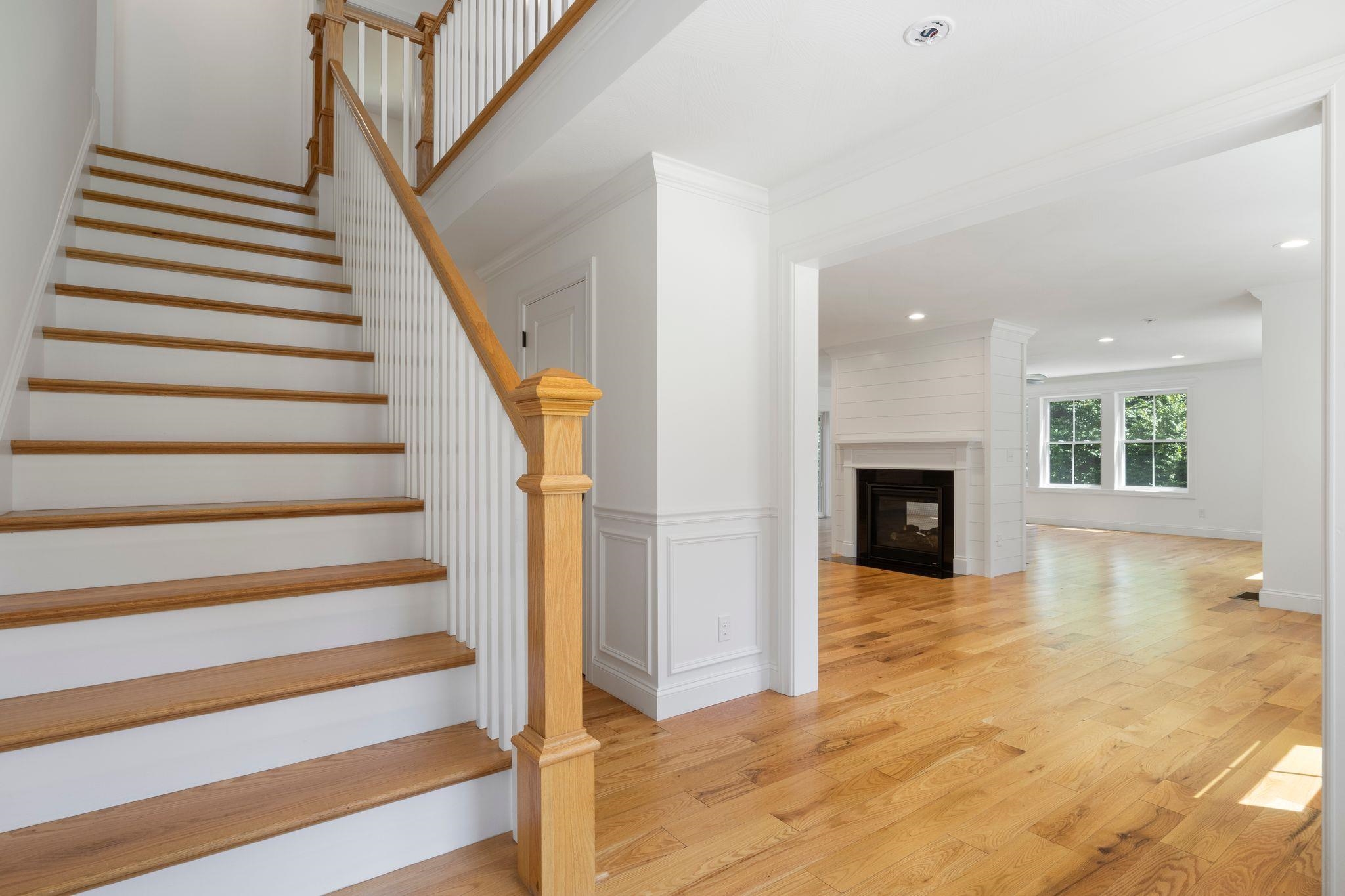 21 Sanborn Rd, Hampton Falls, NH 03844