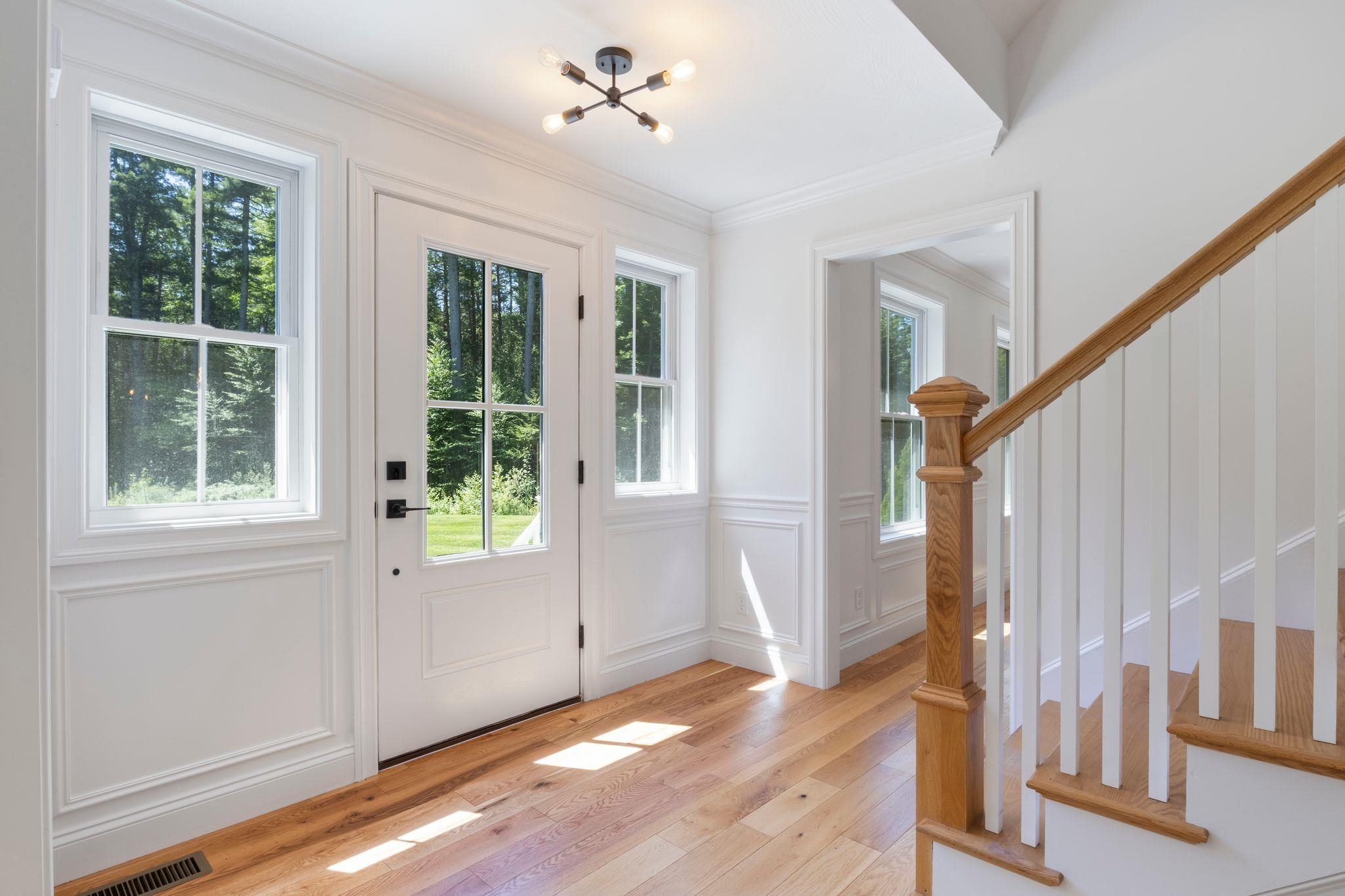 21 Sanborn Rd, Hampton Falls, NH 03844