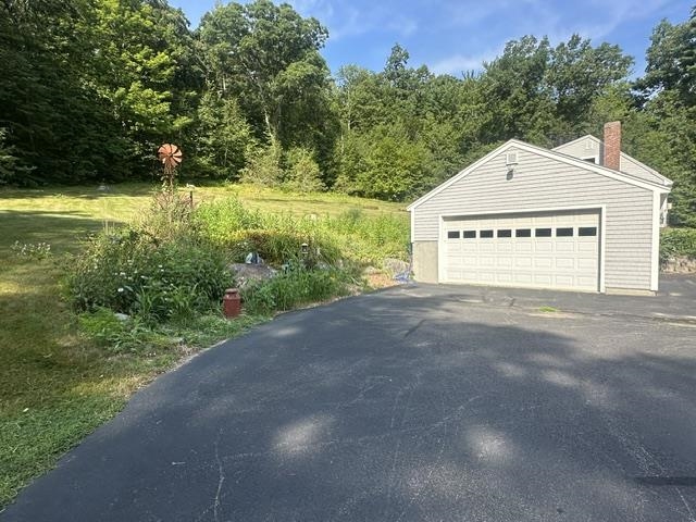 26 Bunker Hill Ave, Stratham, NH 03885