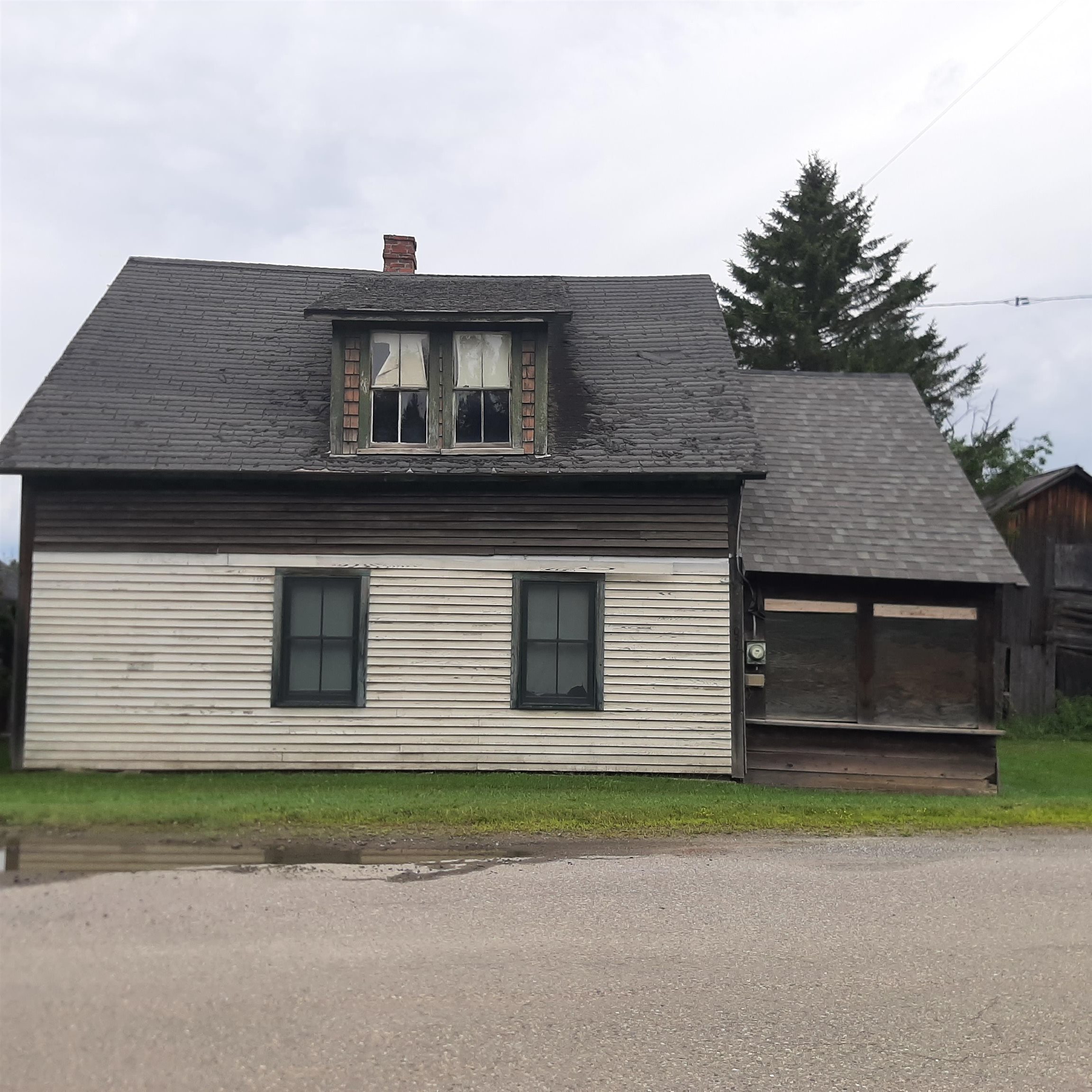 605 Hill Rd, Pittsburg, NH 03592