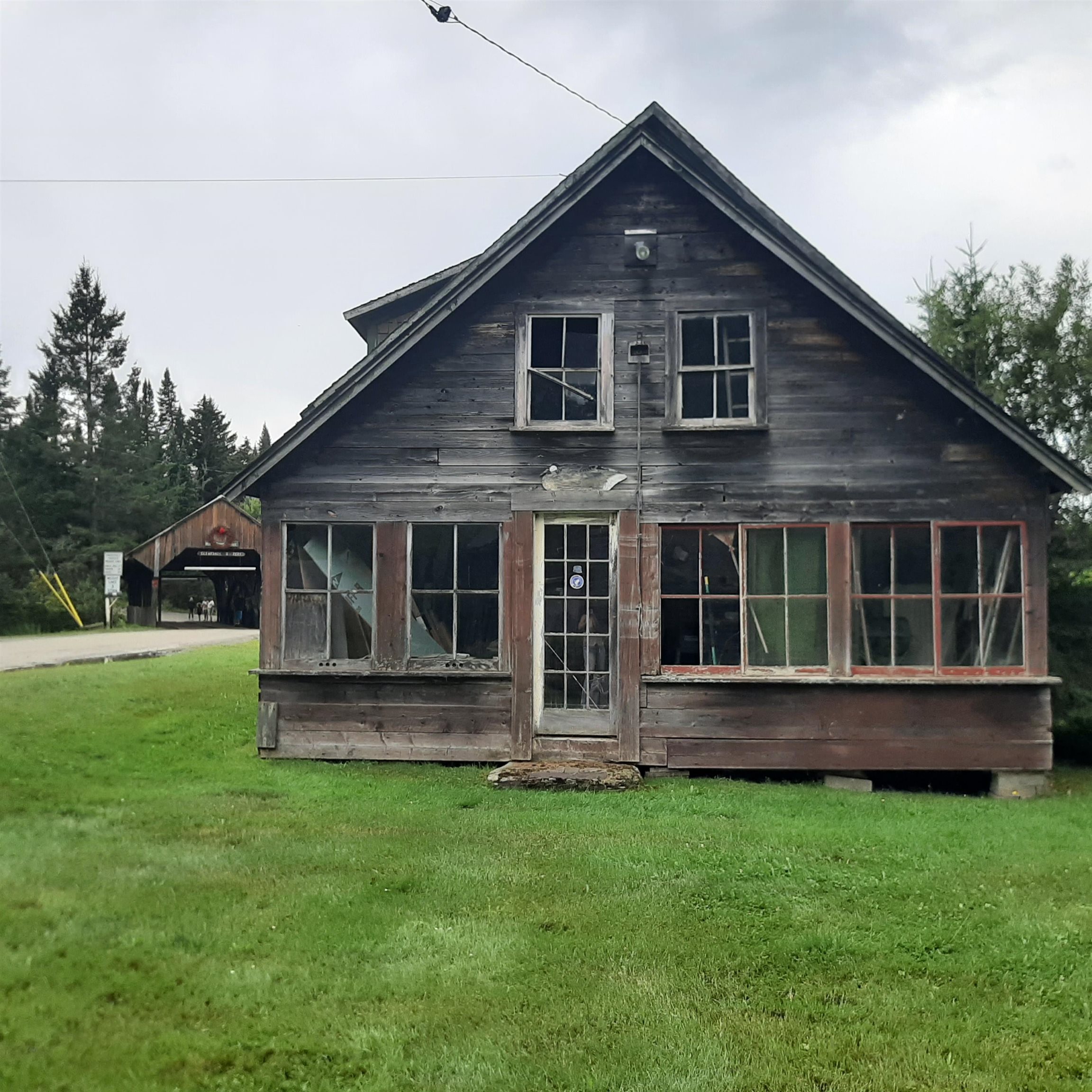 605 Hill Rd, Pittsburg, NH 03592